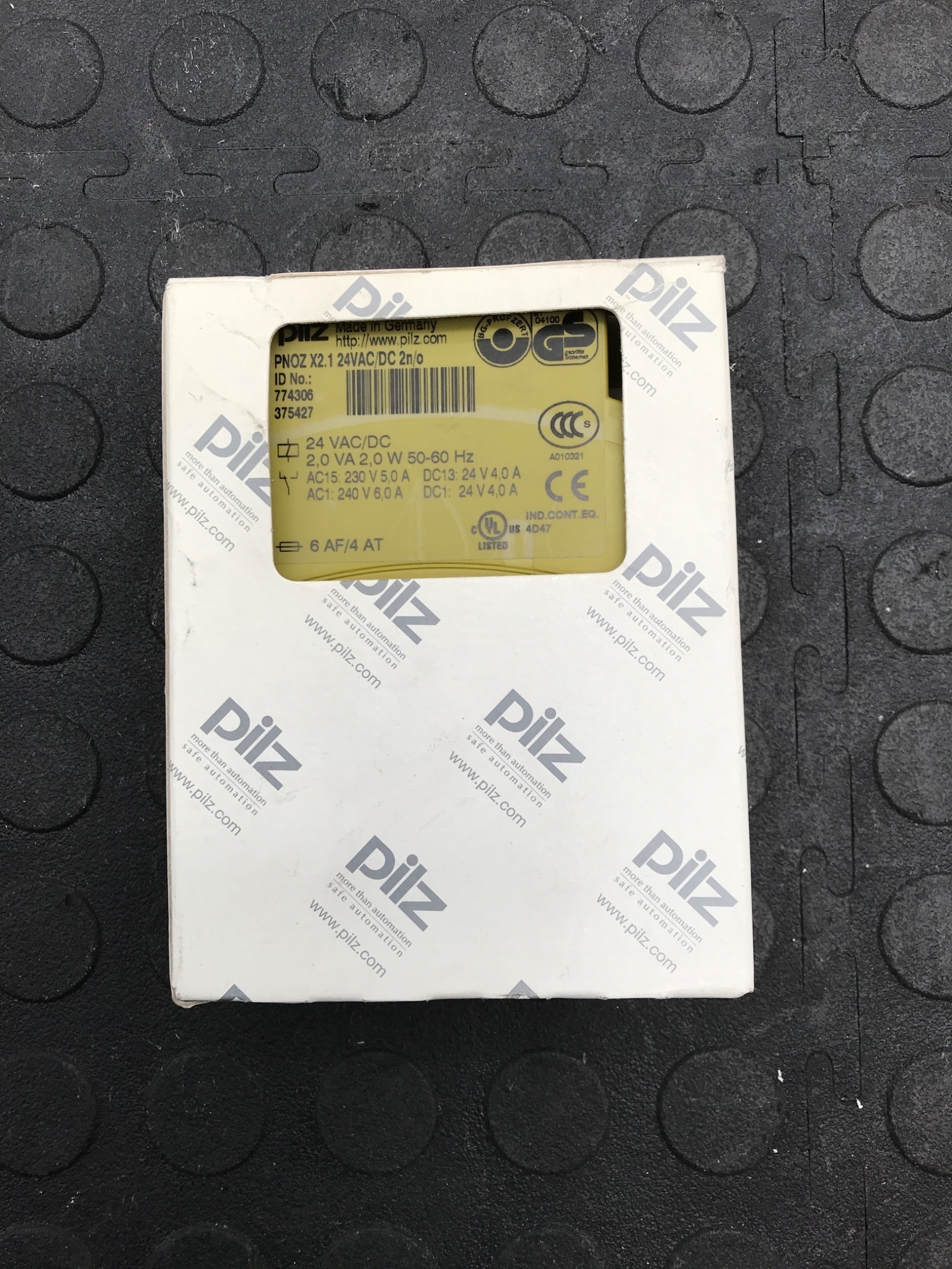 PILZ PNOZ X2.1 24VAC/DC 2n/o Safety Relay NEW 0