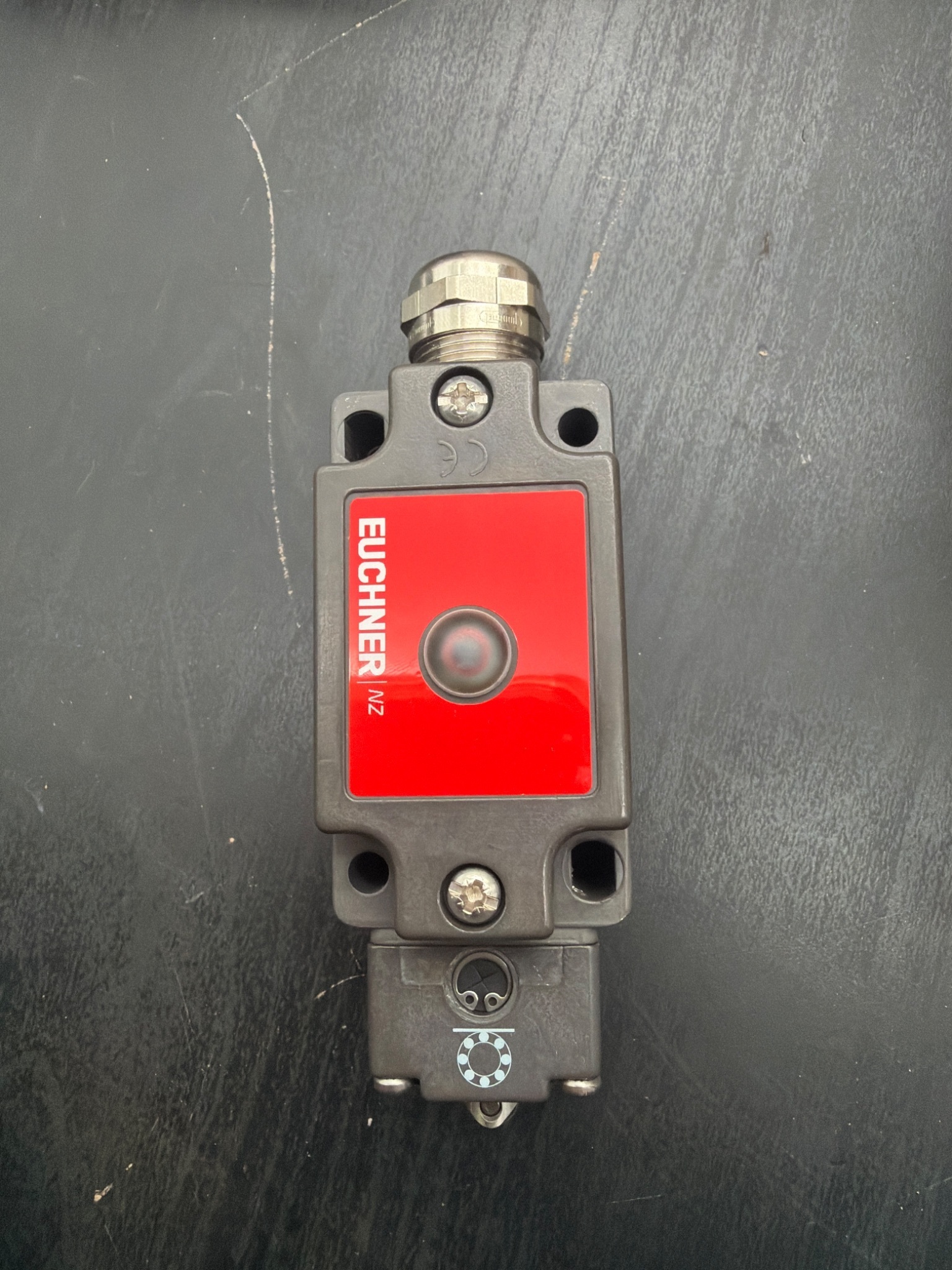 EUCHNER NZ1RK-528L060GE-MC2049 SAFETY SWITCHES; NEW 0