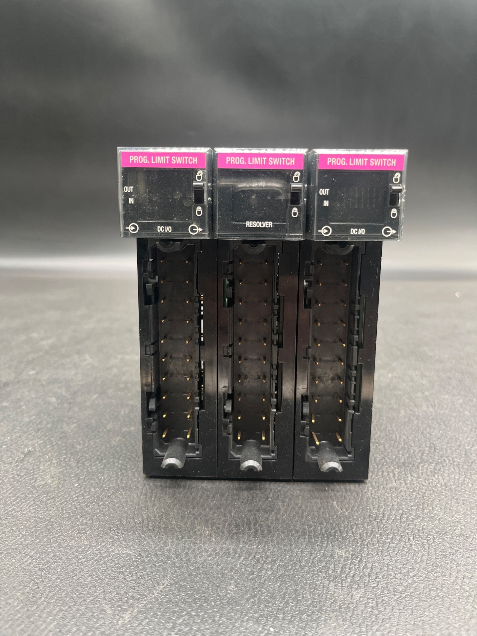 ALLEN BRADLEY 1756 PLS B CONTROLLOGIX PROGRAMMABLE LIMIT SWITCH MODULE USED 0