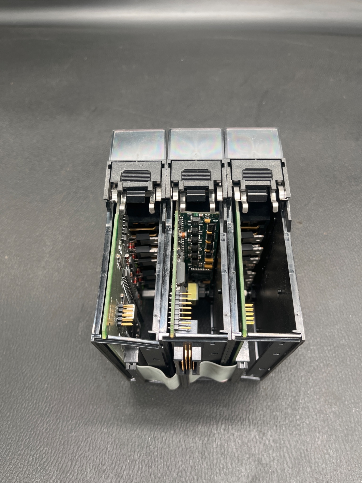 ALLEN BRADLEY 1756 PLS B CONTROLLOGIX PROGRAMMABLE LIMIT SWITCH MODULE USED 3
