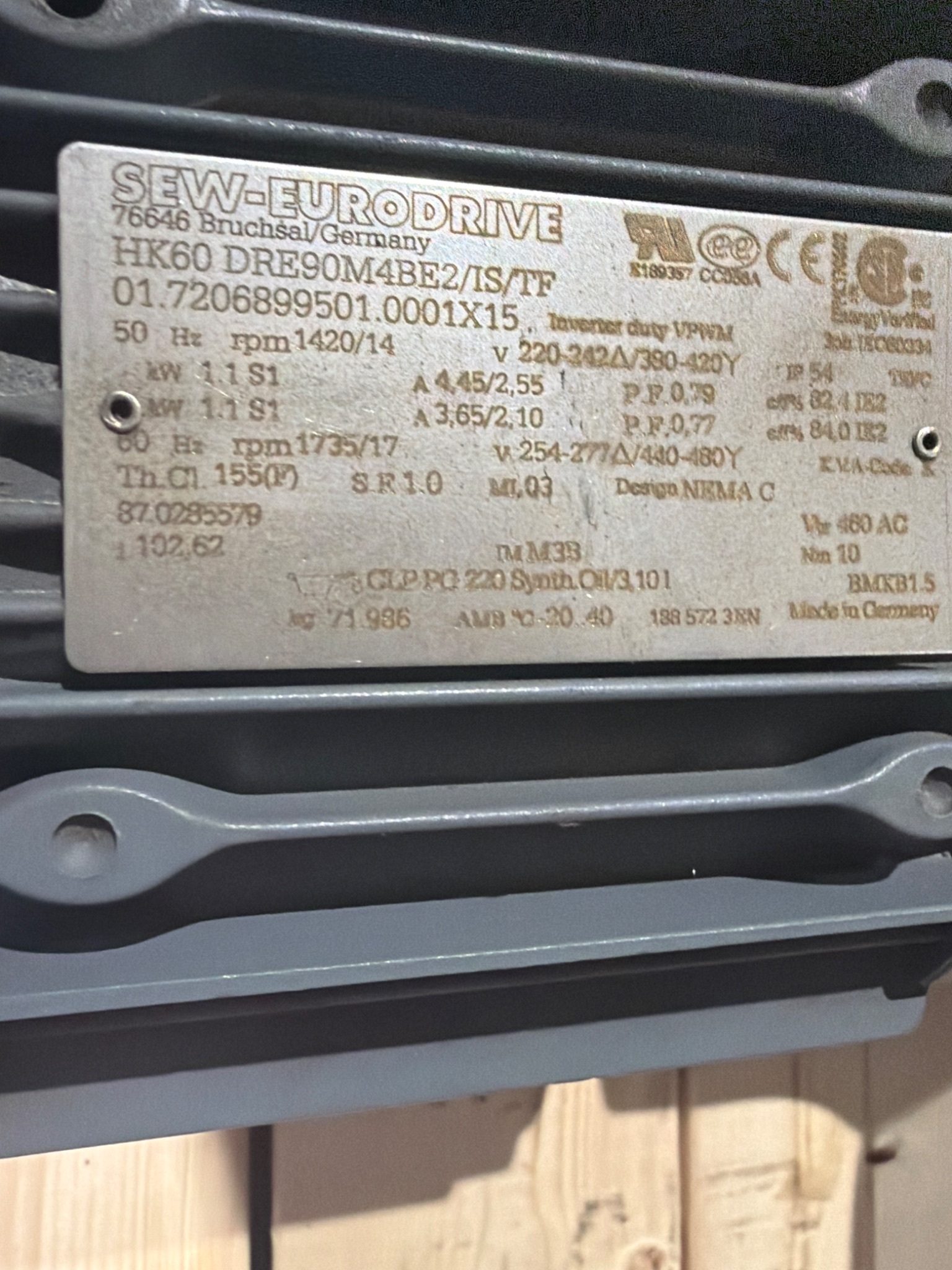 SEW EURODRIVE HK60 DRE90M4BE2/IS/TF Gearmotor USED 4