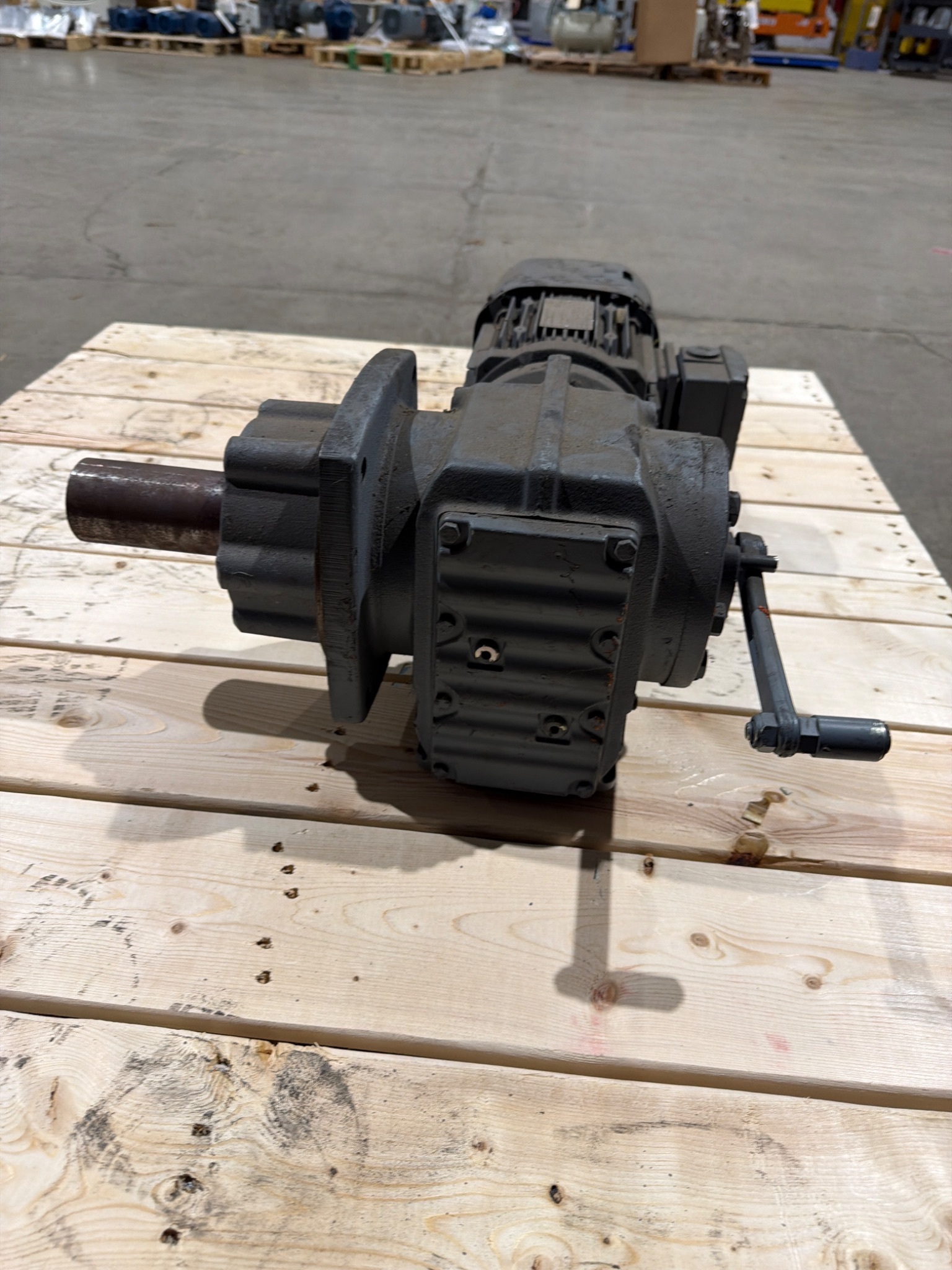 SEW EURODRIVE DRE90M4BE2HR/FG/ISU/TF 1.5 HP Gear Motor USED 3