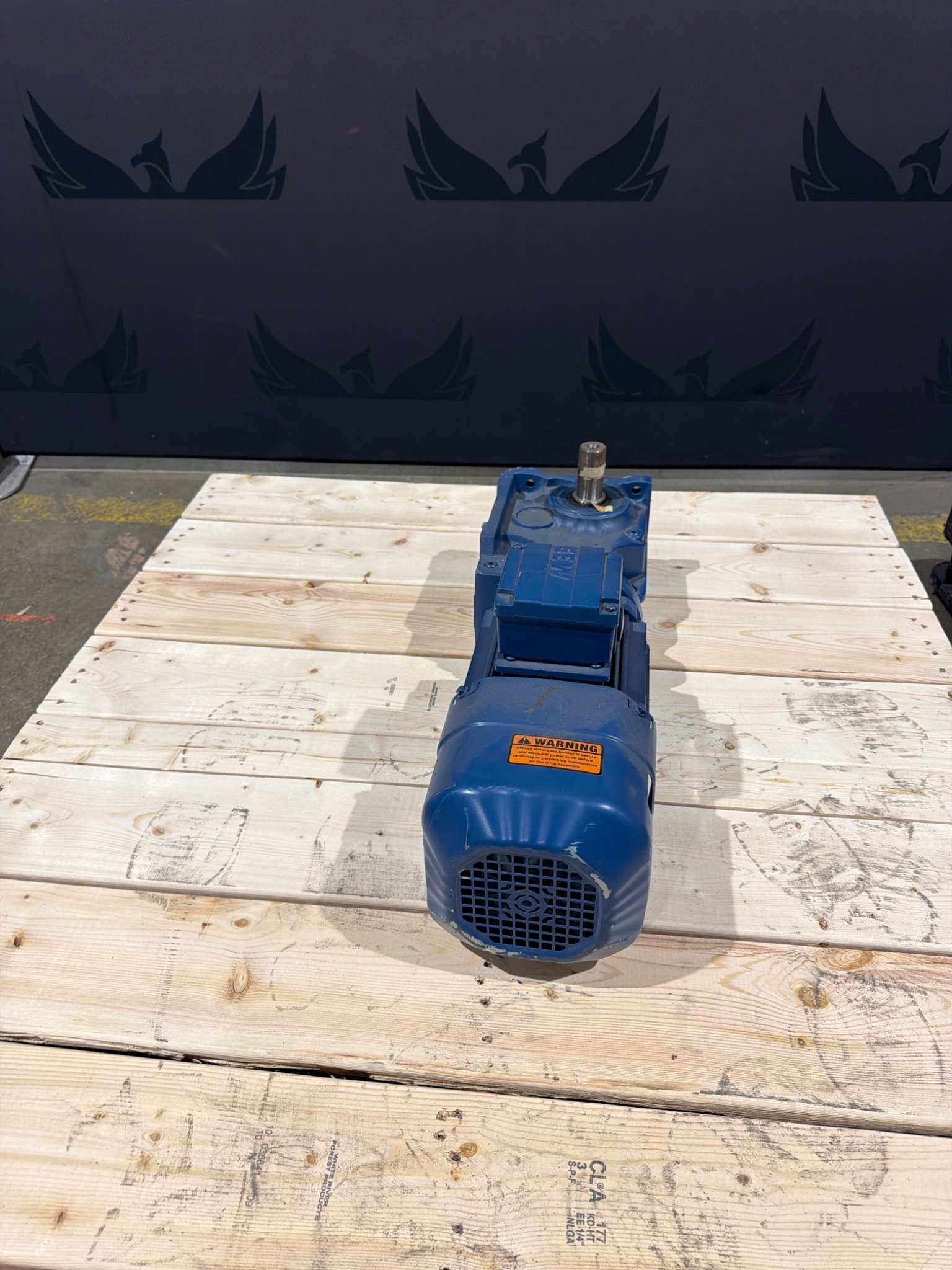 SEW EURODRIVE K47DRE90L4BE2HR/ISU/TF Gear Motor USED 0