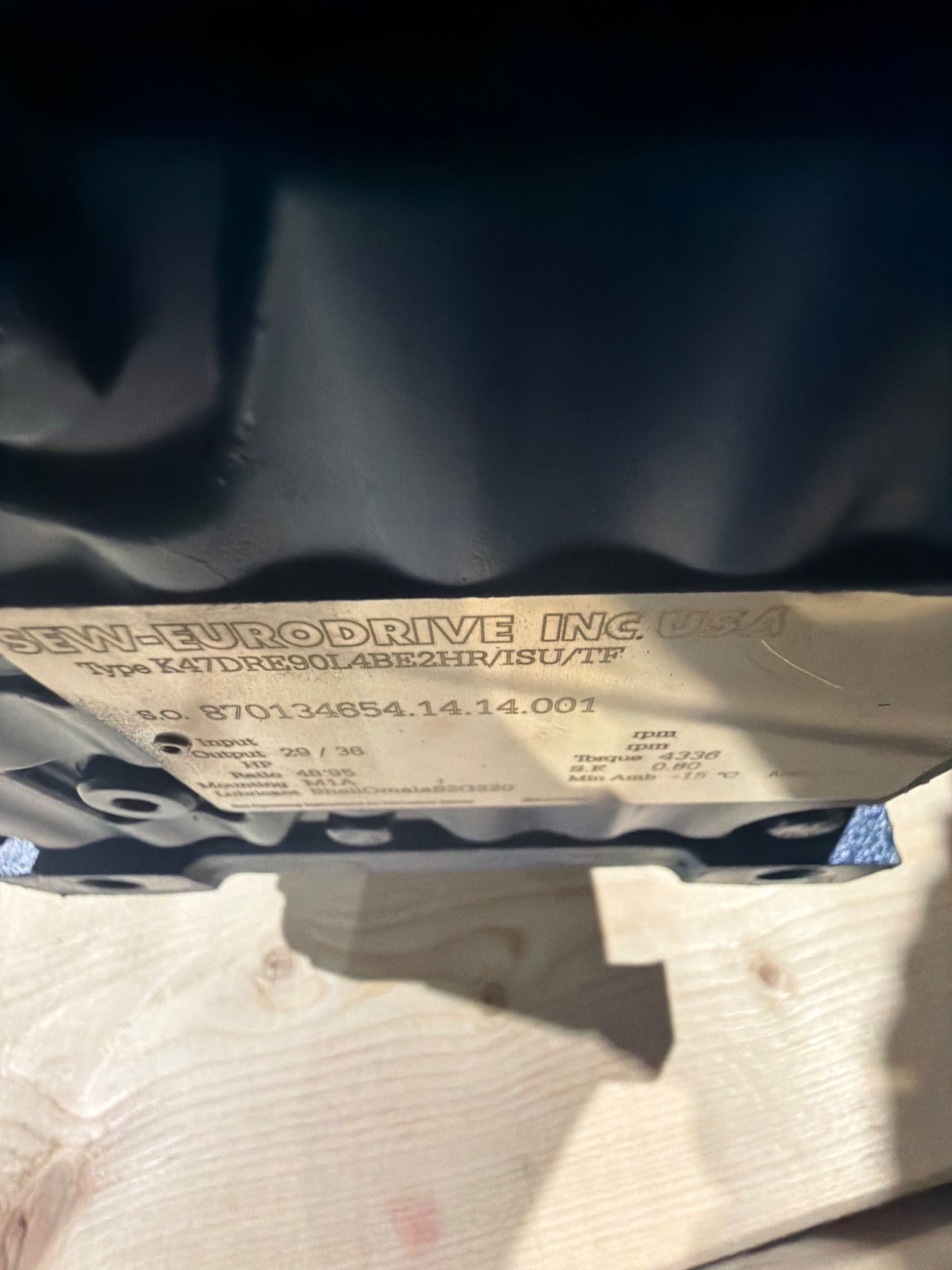SEW EURODRIVE K47DRE90L4BE2HR/ISU/TF Gear Motor USED 4
