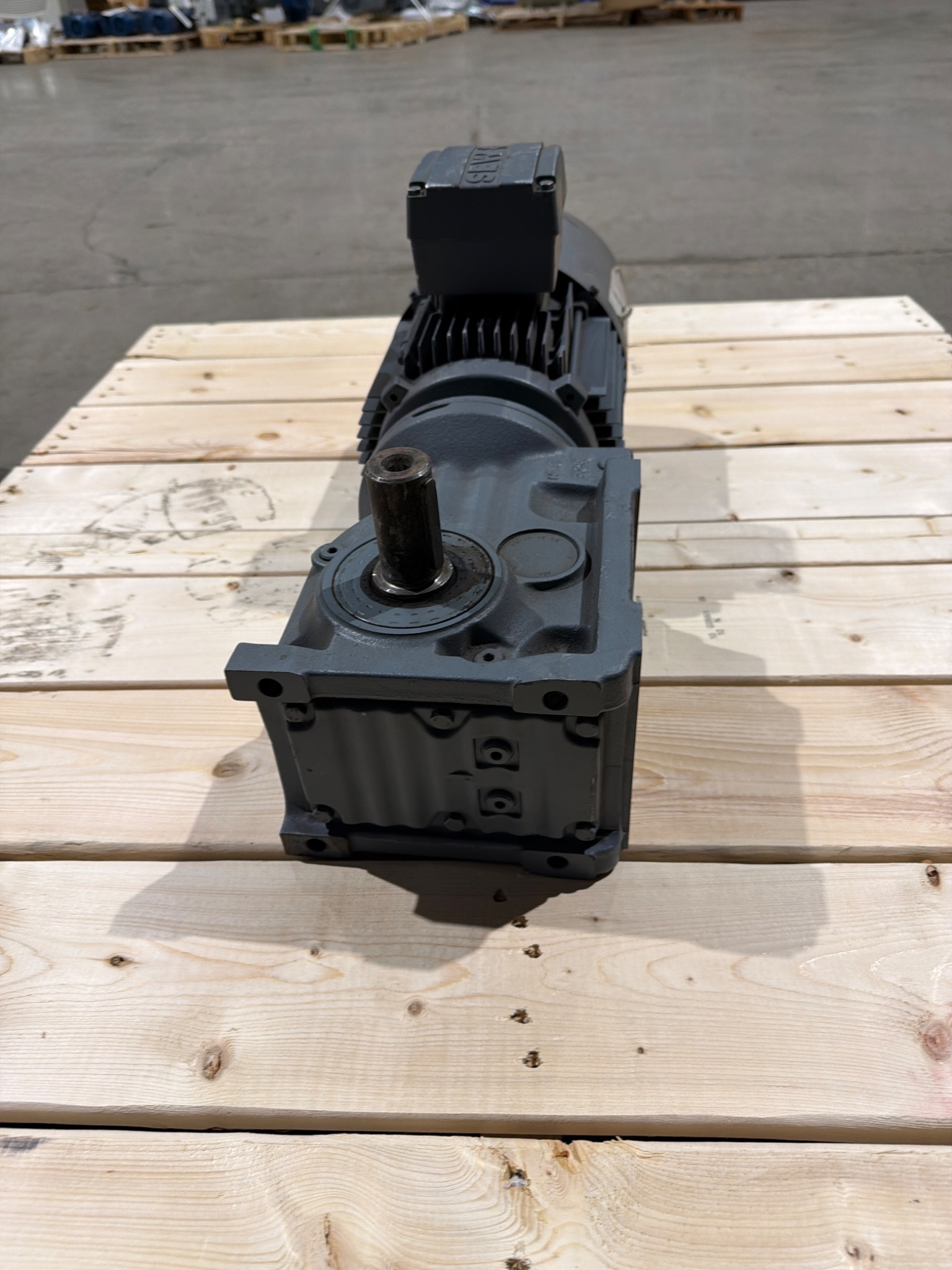 SEW EURODRIVE K47 DT90L4/BMG/HR/TF/IS Gear Motor USED 3