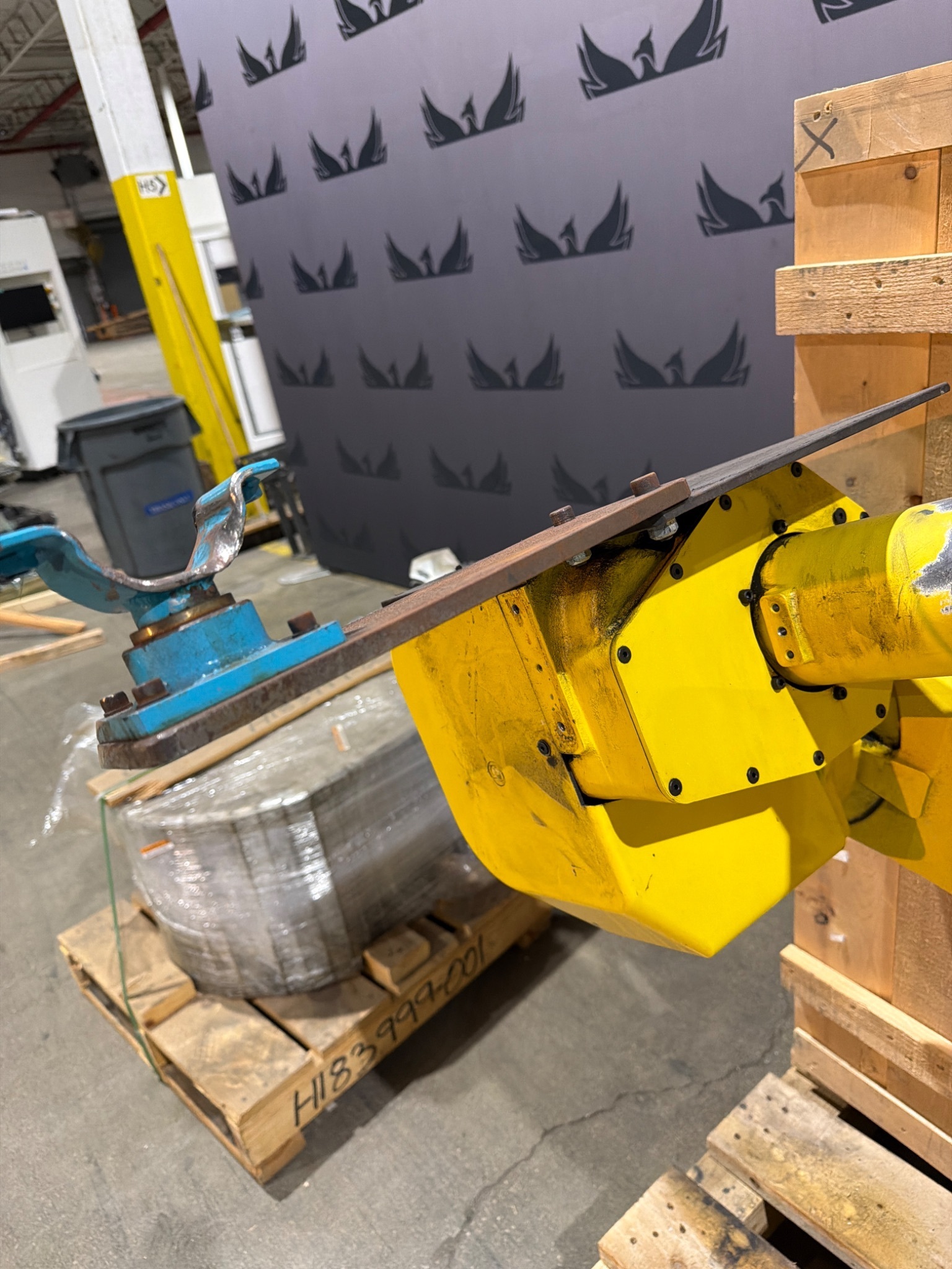 FANUC M-16IB/20 INDUSTRIAL ROBOT ARM A05B-1216-B202 2005 ARM ONLY USED 2