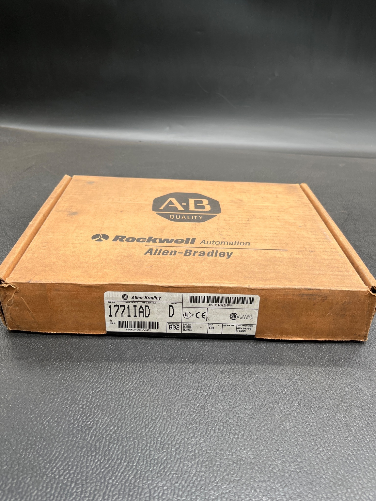 ALLEN BRADLEY 1771-IAD Digital Input Module NEW 0