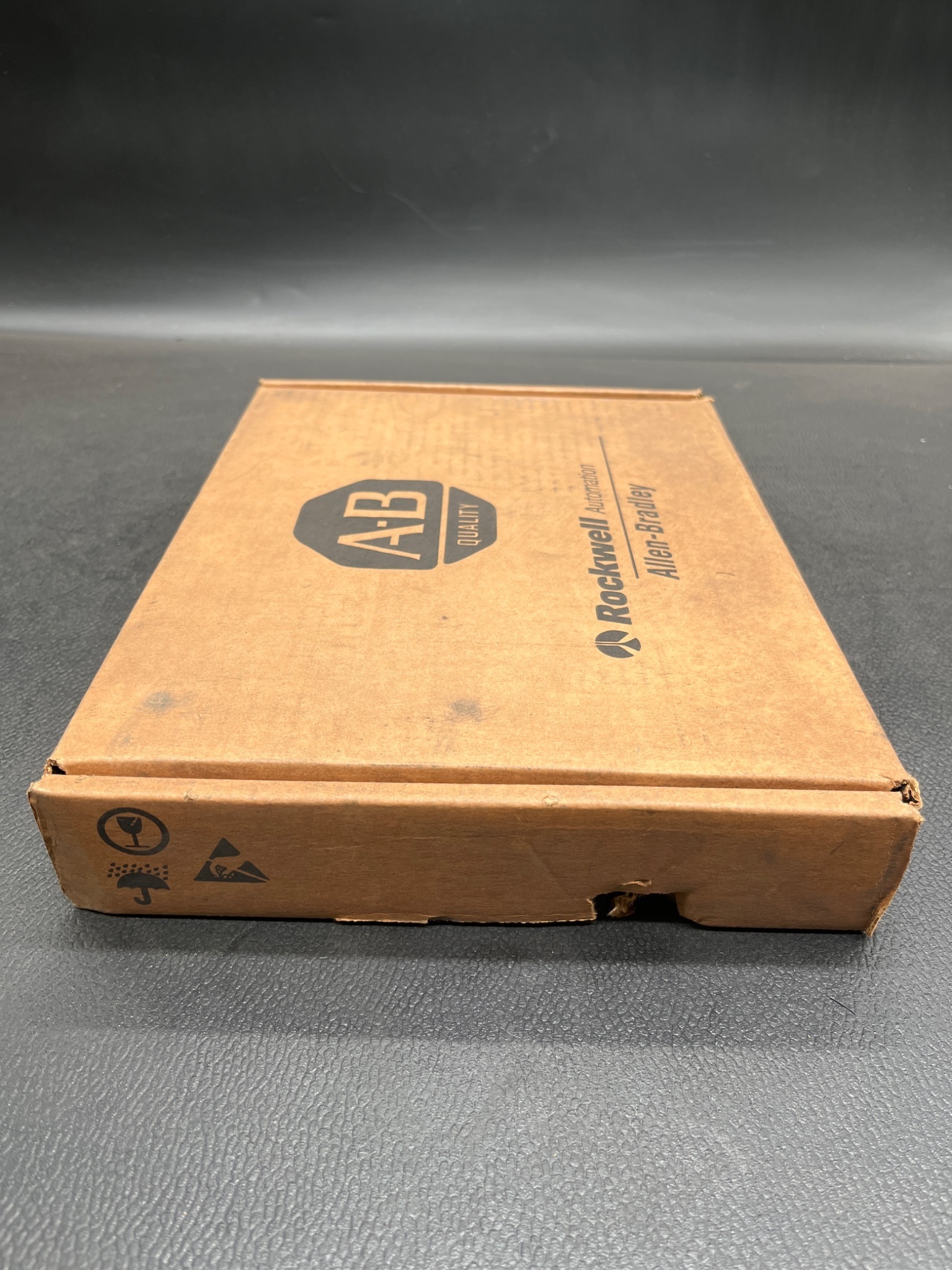 ALLEN BRADLEY 1771-IAD Digital Input Module NEW 3