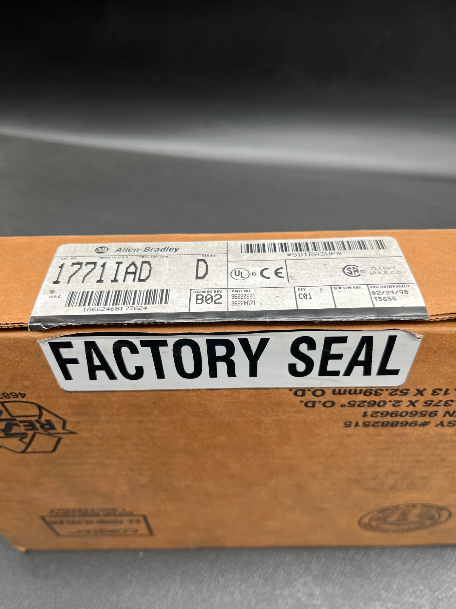 ALLEN BRADLEY 1771-IAD Digital Input Module NEW 4