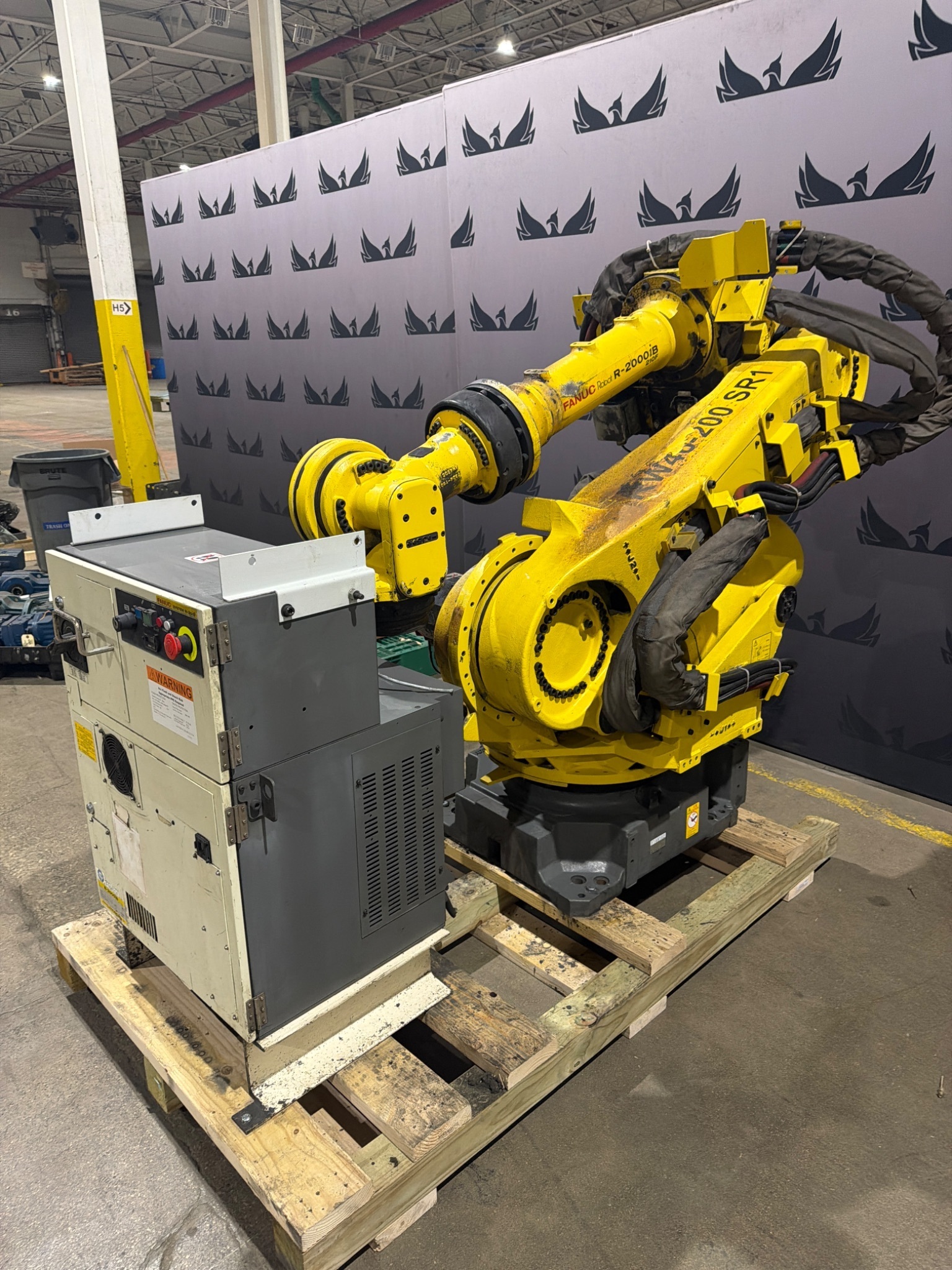 FANUC R-2000iB/210F Robot Complete w/ R-30iB Controls USED 5