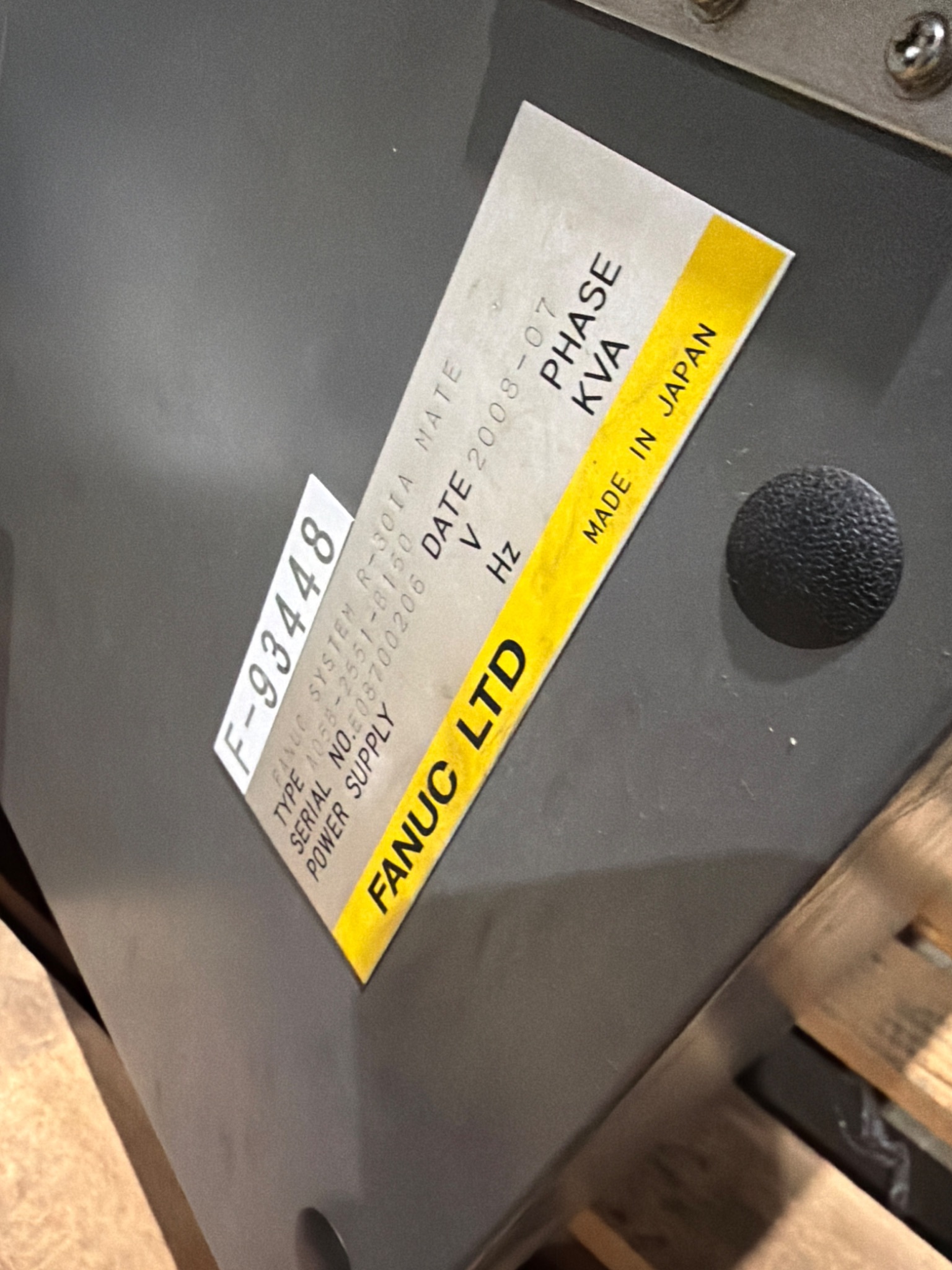 FANUC LR MATE 200IC ROBOT WITH R-30IA MATE CONTROLLER USED INCOMPLETE 18