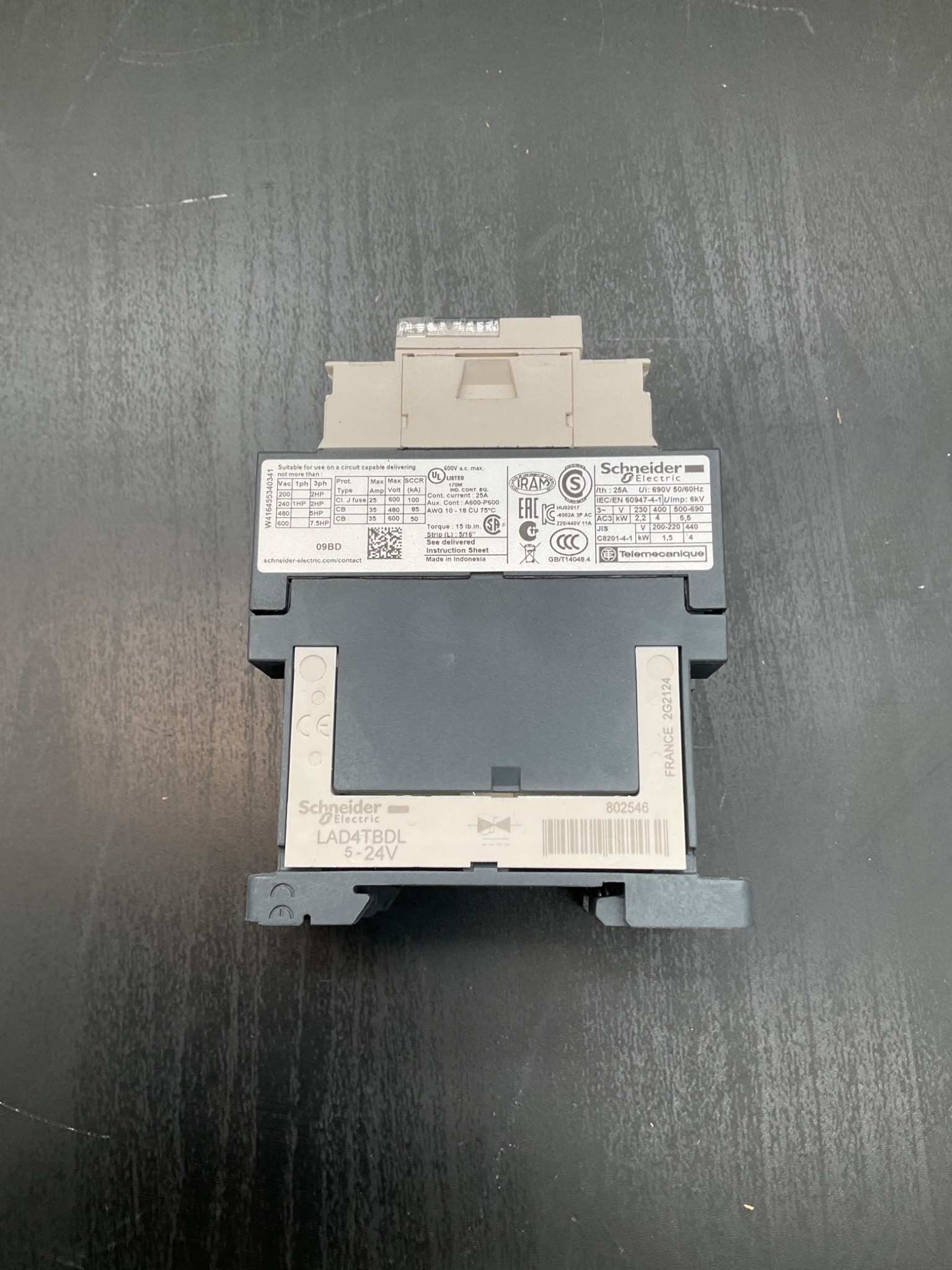 SCHNEIDER ELECTRIC LAD4TBDL Contactor 24V USED 1