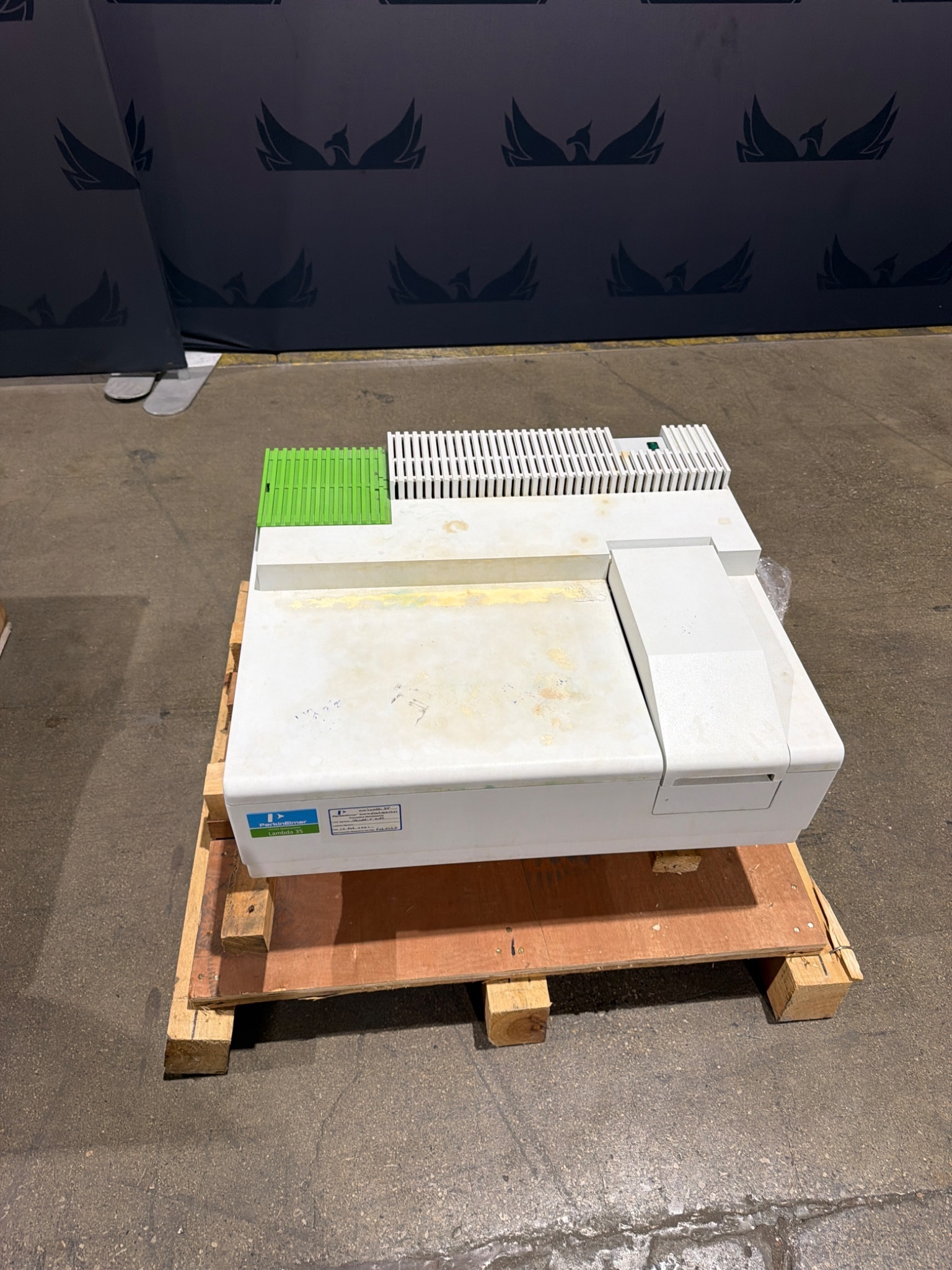 PERKIN ELMER LAMBDA 35 UV/VIS L600000C SPECTROPHOTOMETER USED USED 0