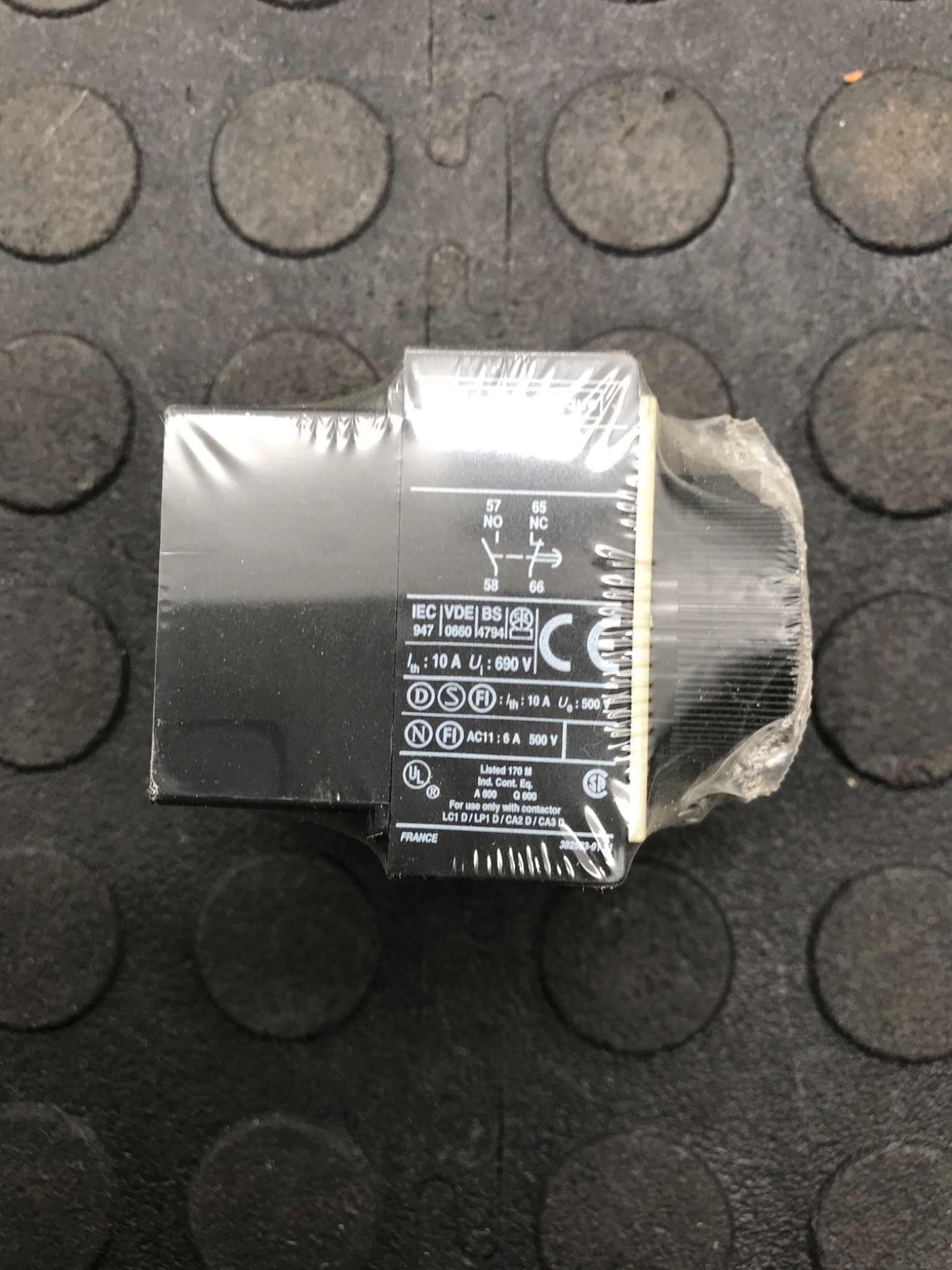 TELEMECANIQUE LA3 DR0 Time Delay Block NEW 2