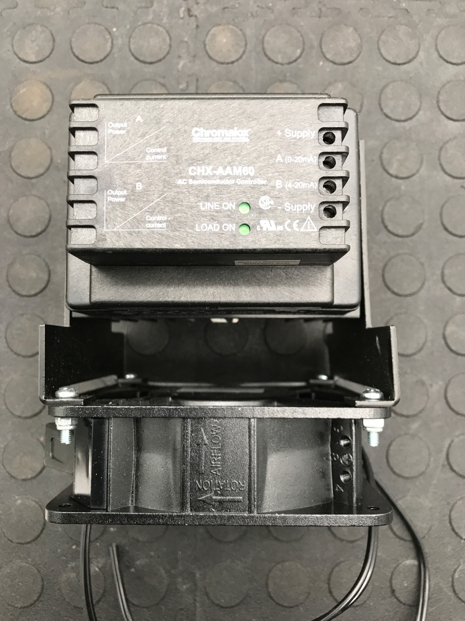 CHROMALOX SSR3P‑4021 3‑Phase 40A Solid State Relay w/ Heatsink NEW 1