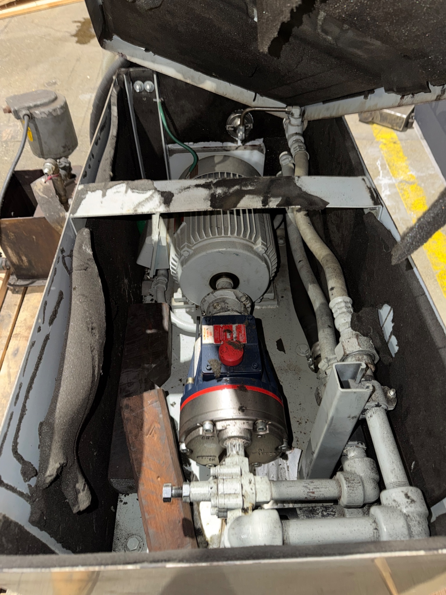 HILLIARD Fluid Reservoir Tank & Pump System USED AS-IS 3