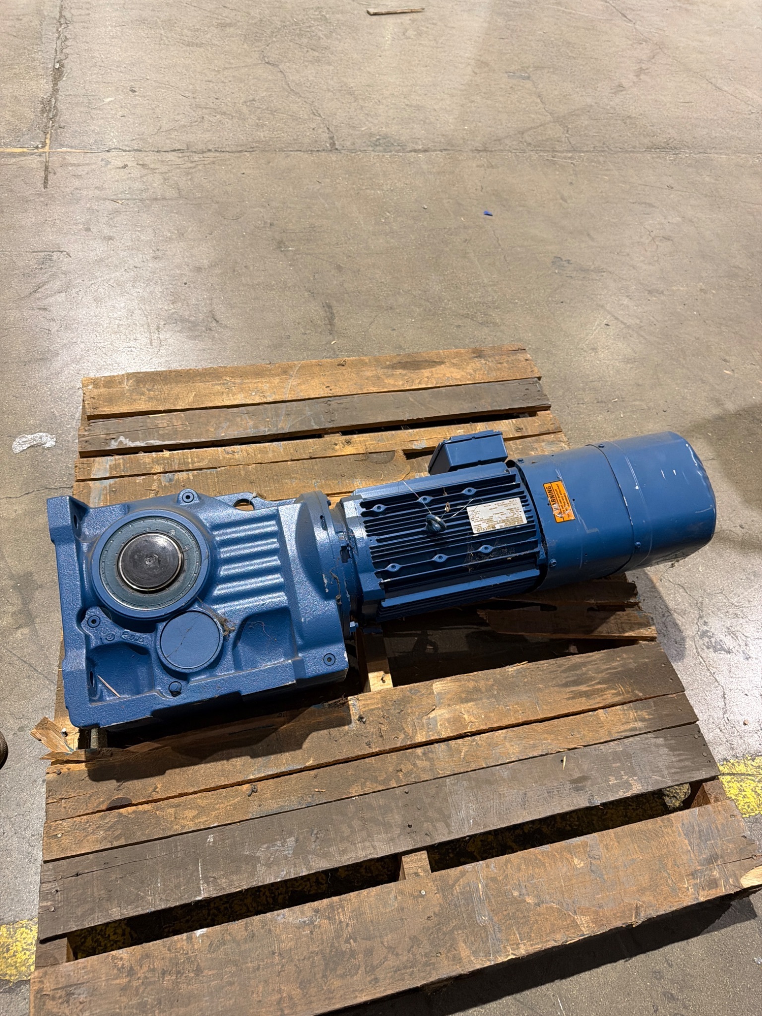 USED SEW‑EURODRIVE KA87B DRE132MC4BE11HR/TF/AS7H Gear Motor 3