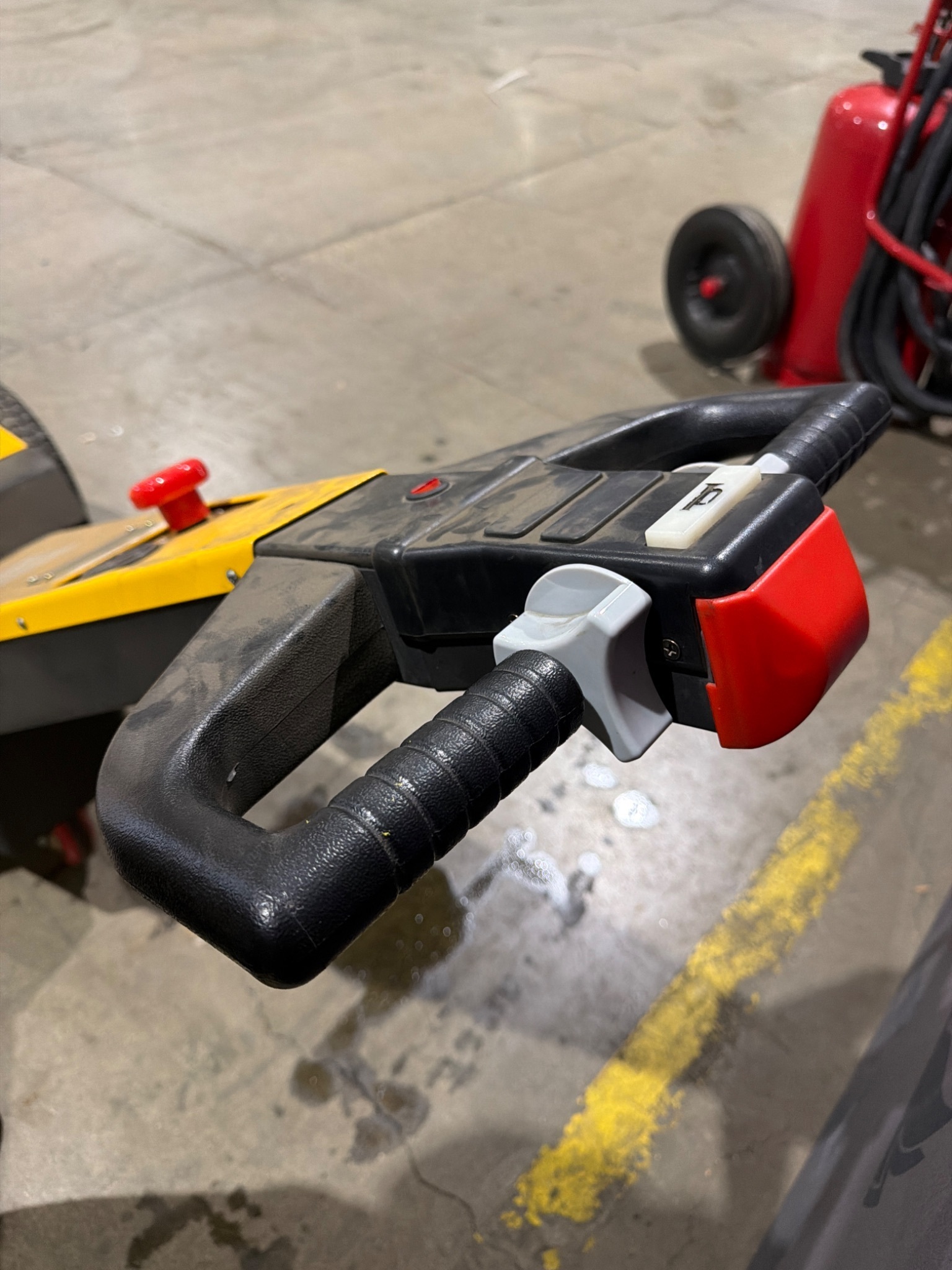 VESTIL E TUG HD 50 ELECTRIC TUGGER CART MOVER USED 6