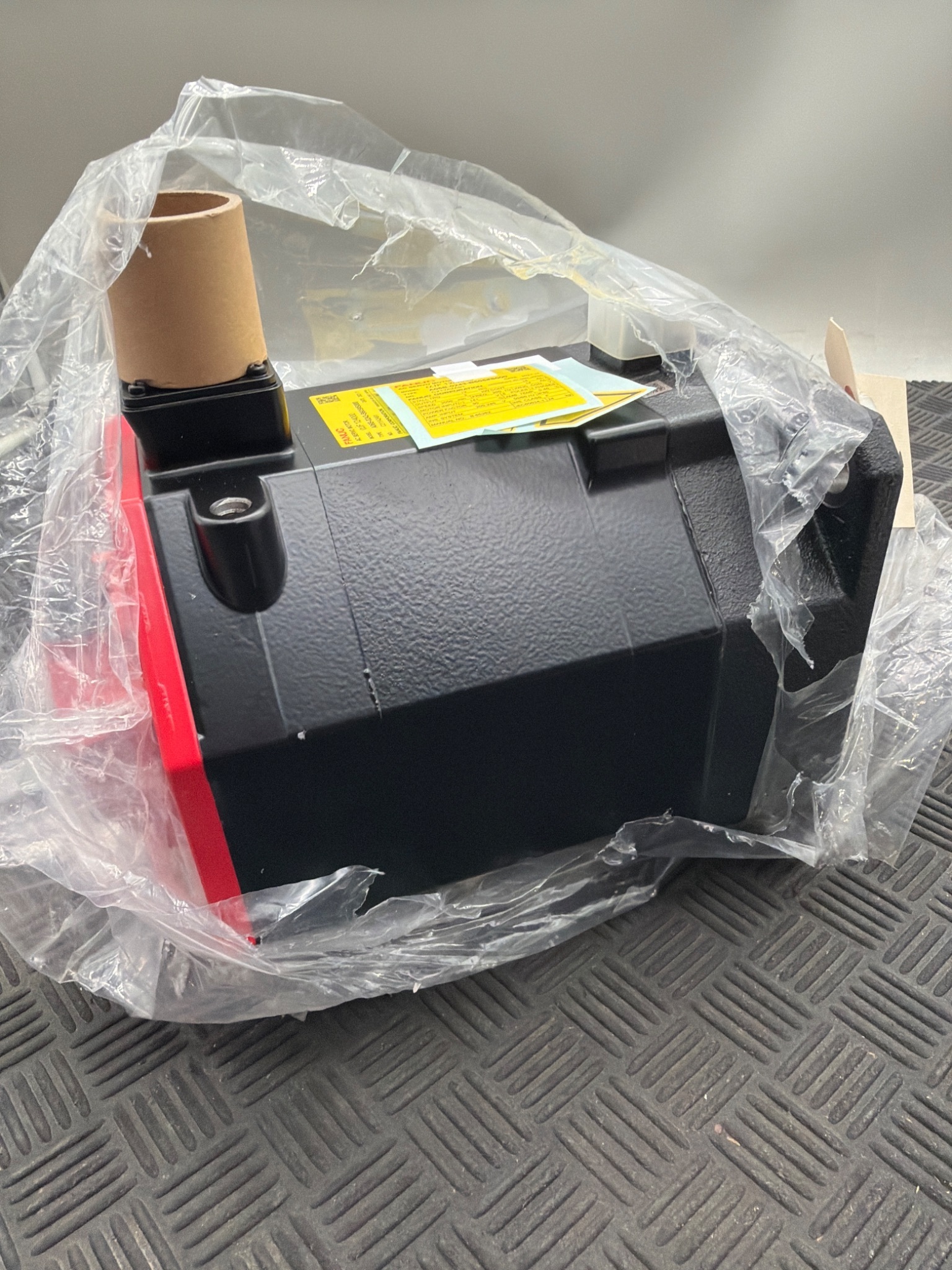 FANUC A06B‑0243‑B605#S000 aiF 12/4000 AC Servo Motor NEW 3