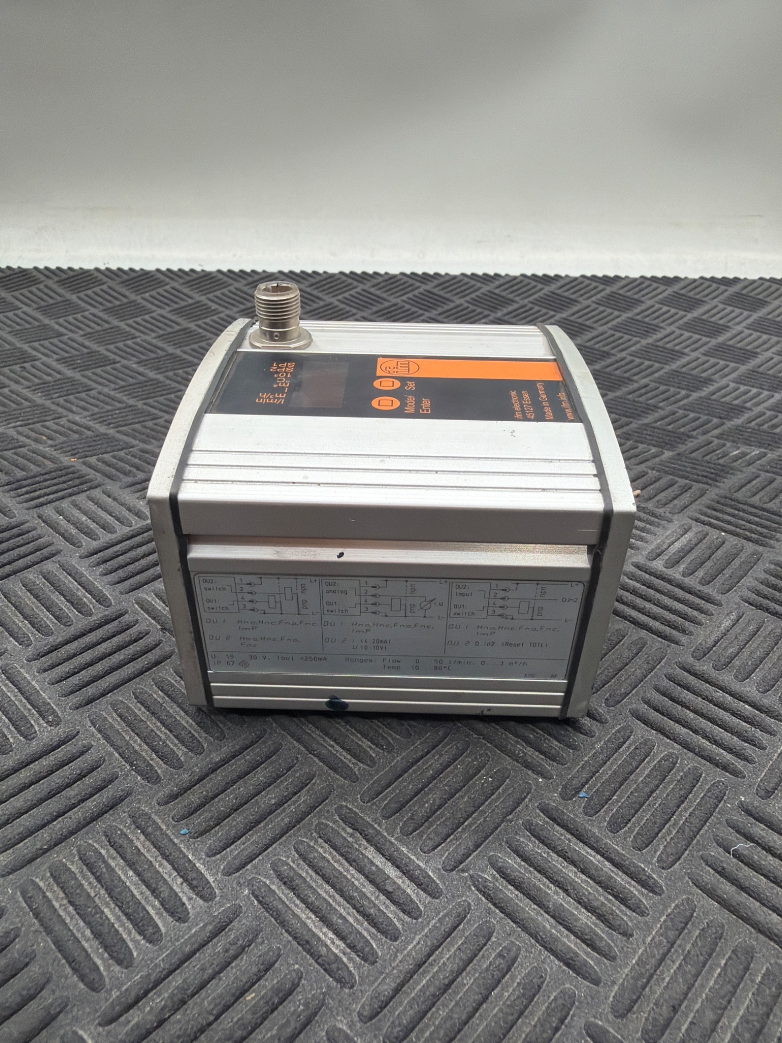 IFM SU7000 Ultrasonic Flow Meter USED 3
