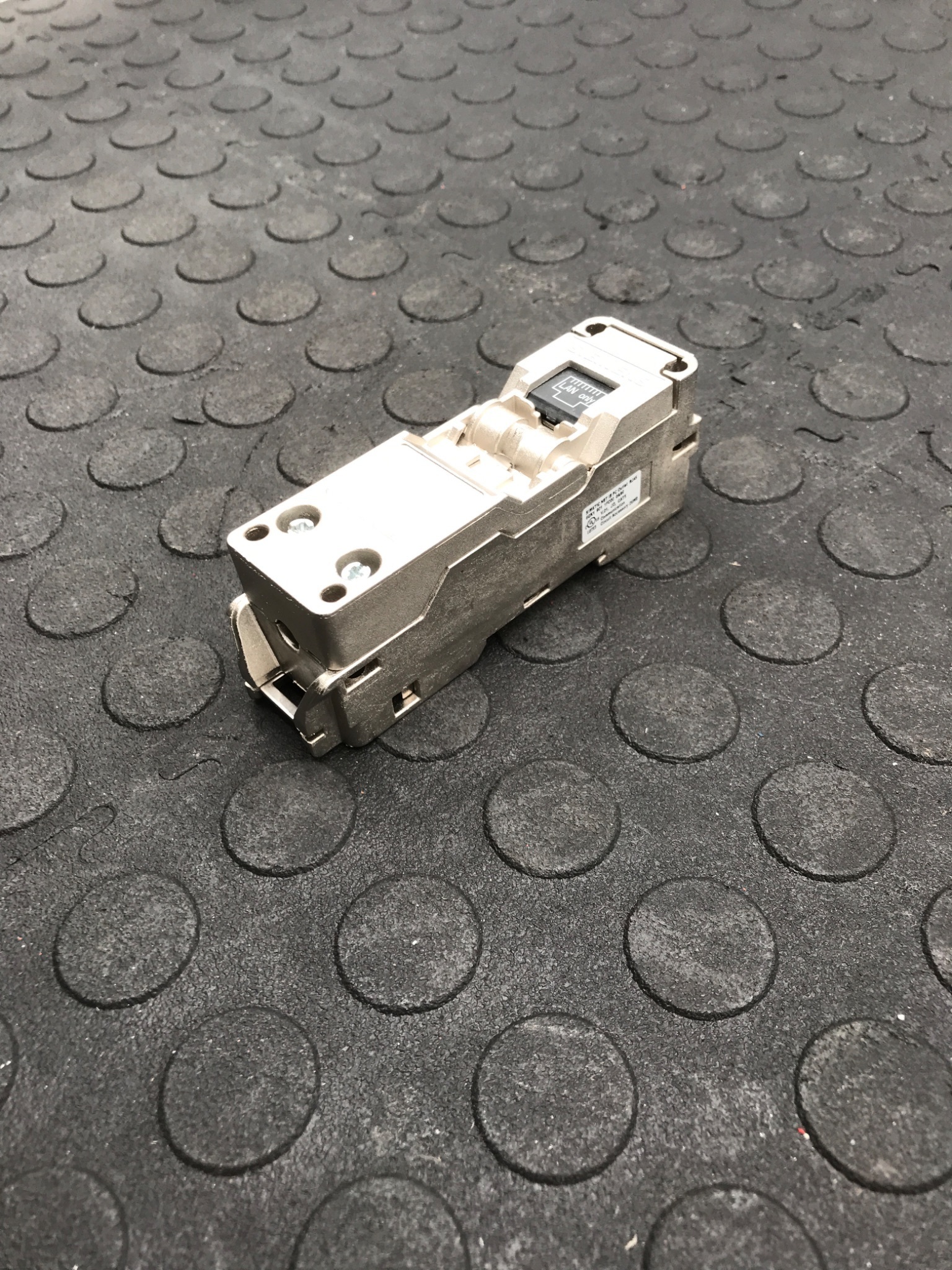 SIEMENS 6GK1901-1FC00-0AA0 SIMATIC NET IE FC RJ45 OUTLET USED 1