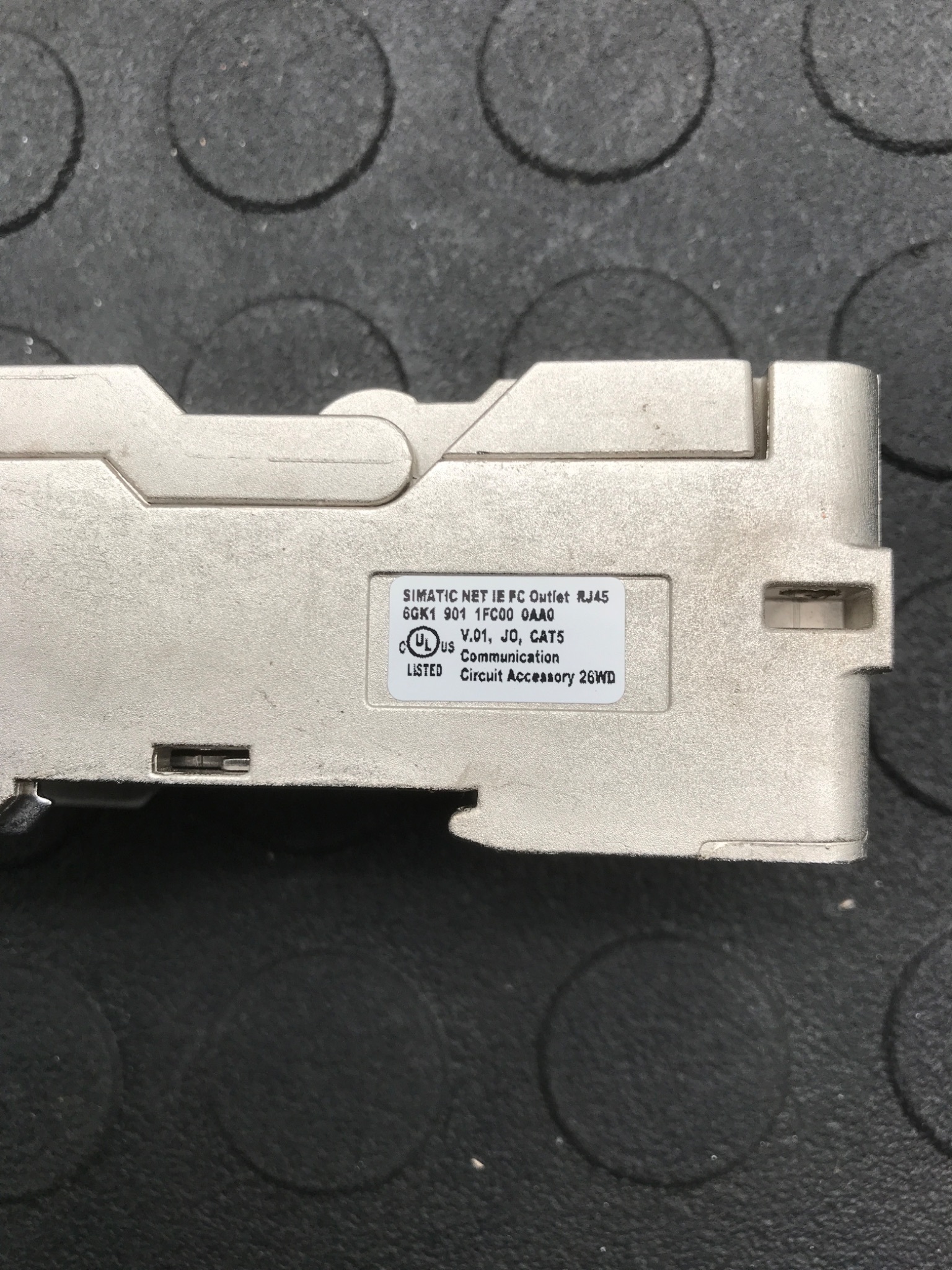 SIEMENS 6GK1901-1FC00-0AA0 SIMATIC NET IE FC RJ45 OUTLET USED 2
