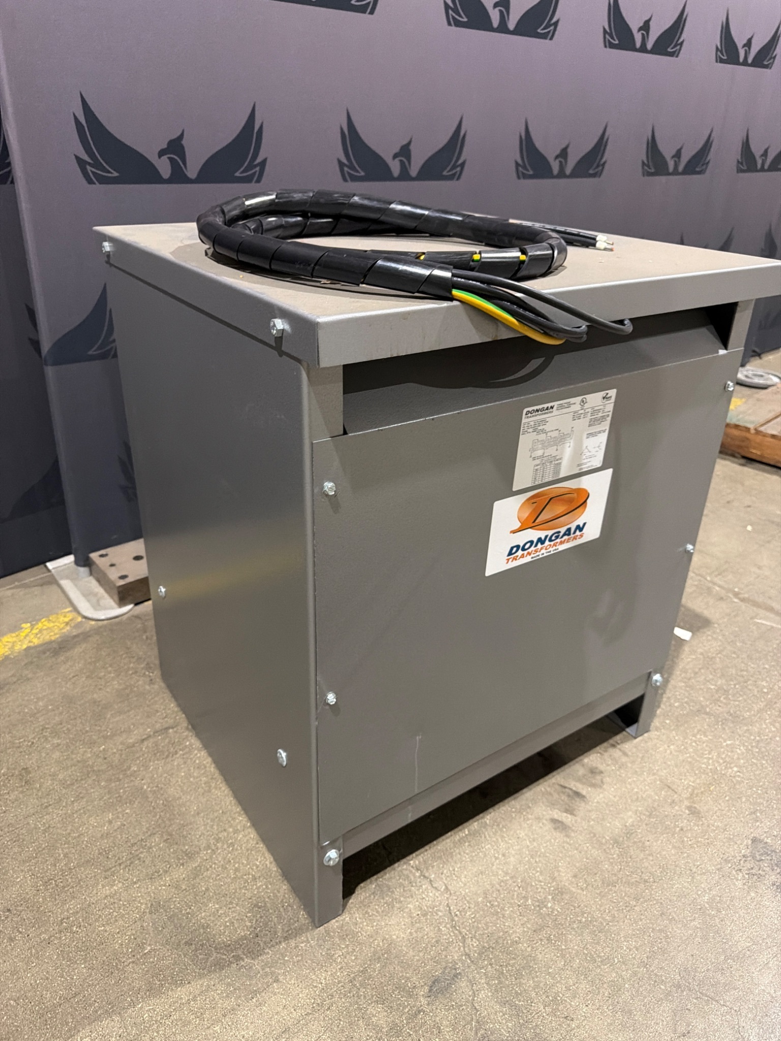 DONGAN 73 75 3494SH 75 KVA THREE PHASE TRANSFORMER USED 1