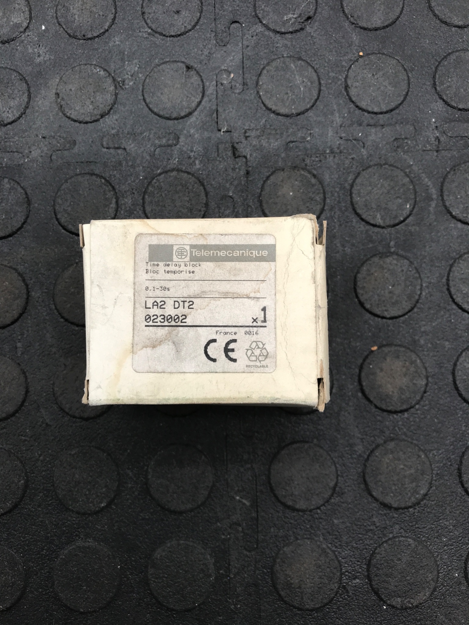 TELEMECANIQUE LA2 DT2 Time Delay Block NEW 0