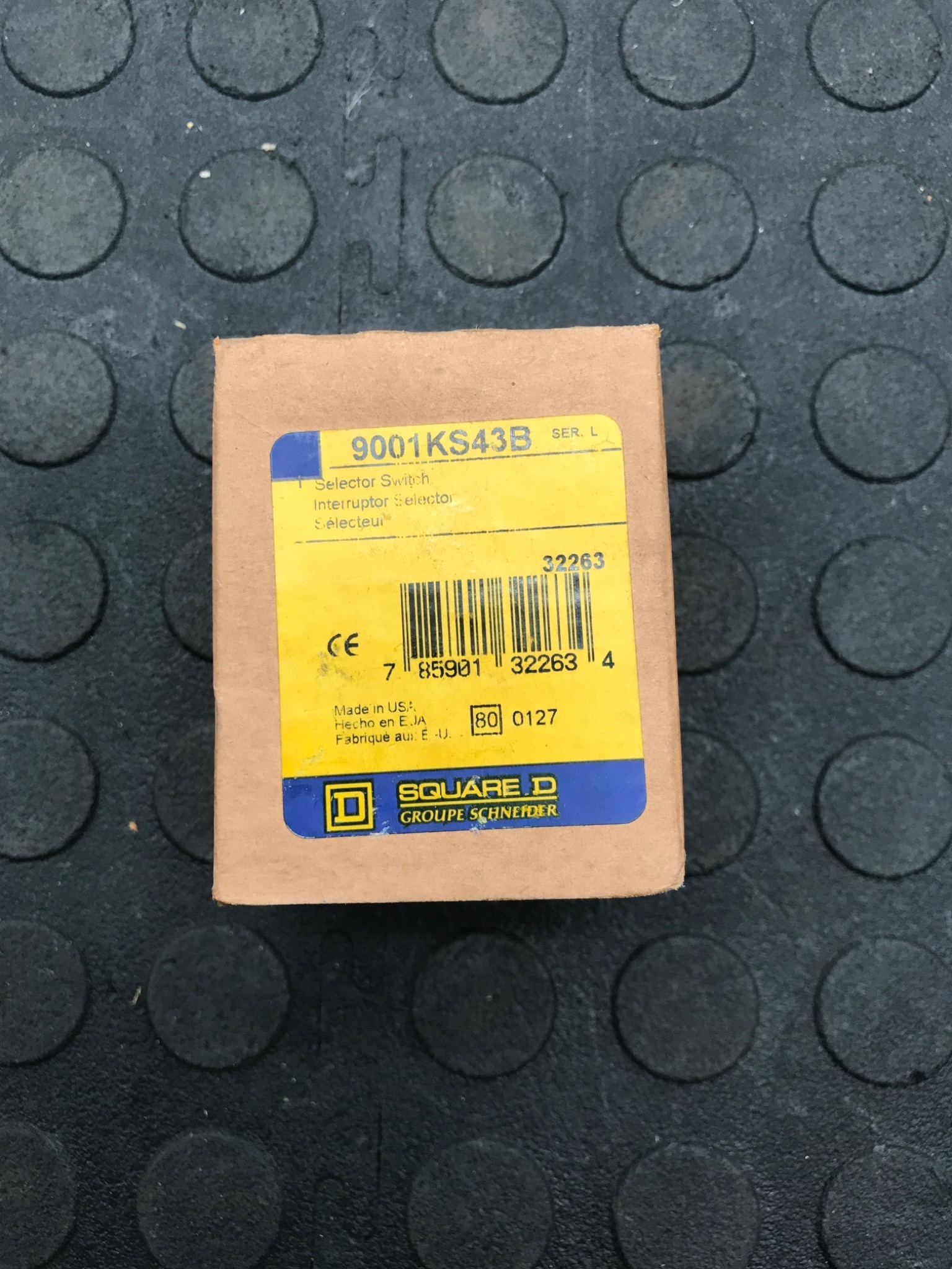SQUARE D 9001KS43B 30mm 3‑Position Selector Switch NEW 0
