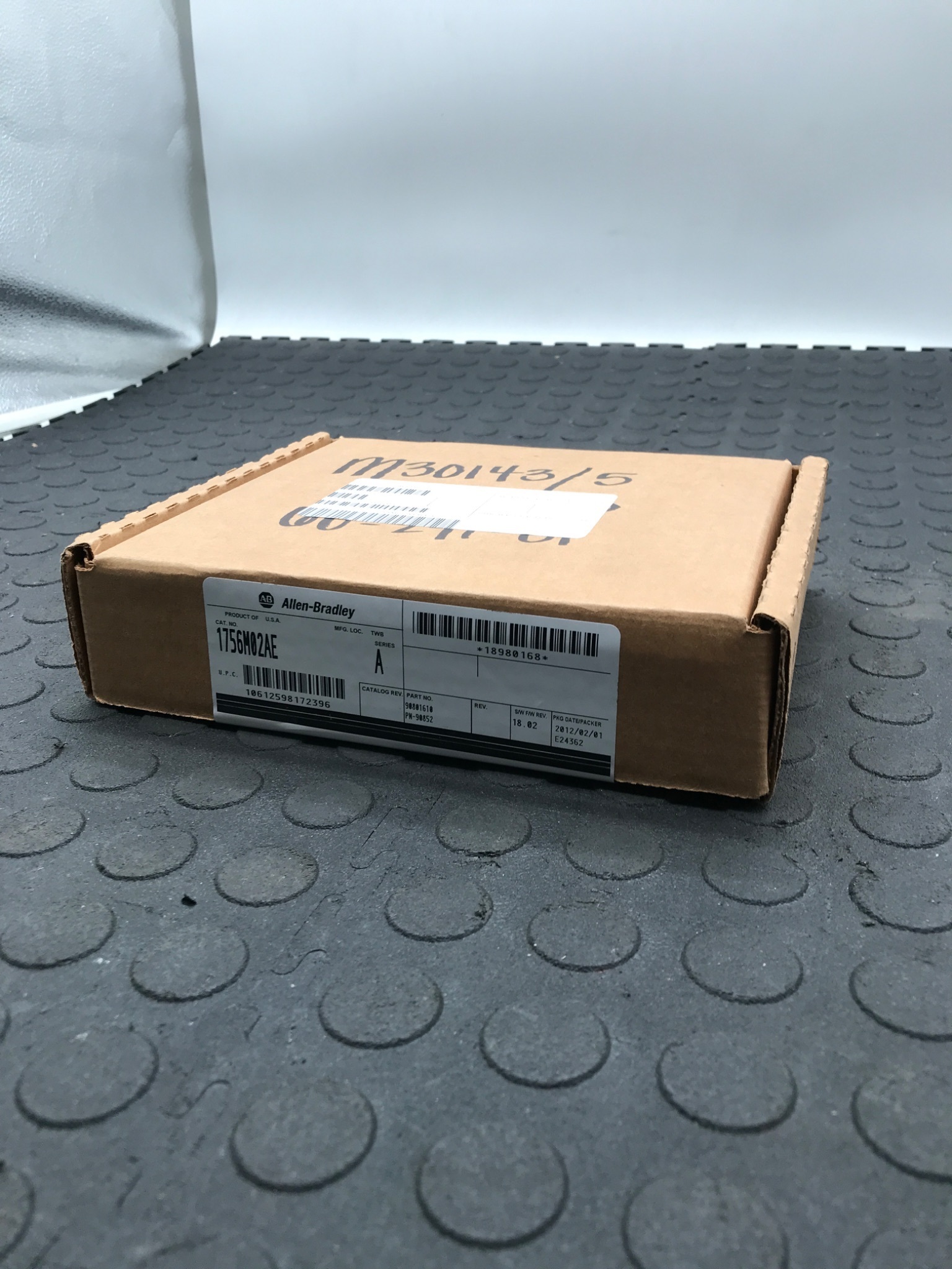 ALLEN BRADLEY 1756‑M02AE ControlLogix 2‑Axis Analog Servo Module NEW 1
