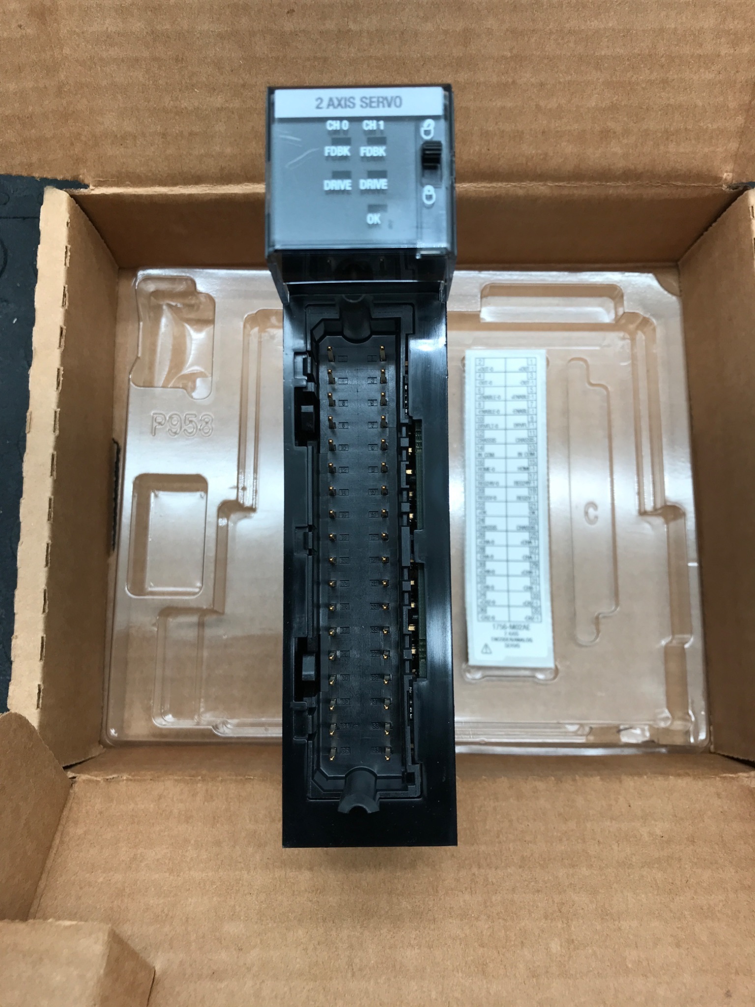 ALLEN BRADLEY 1756‑M02AE ControlLogix 2‑Axis Analog Servo Module NEW 3