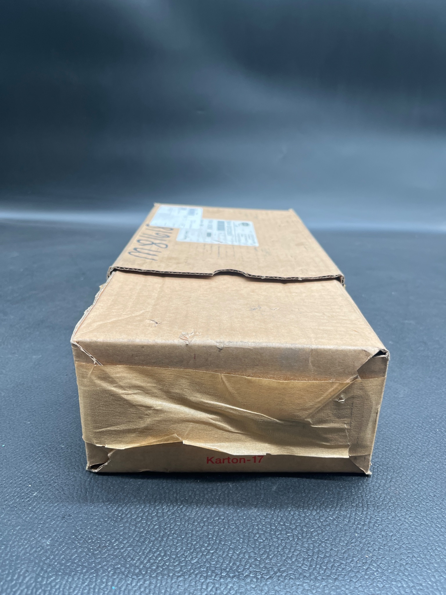DESTACO 82P30‑320B831 Pneumatic Hook Pin Clamp NEW 1
