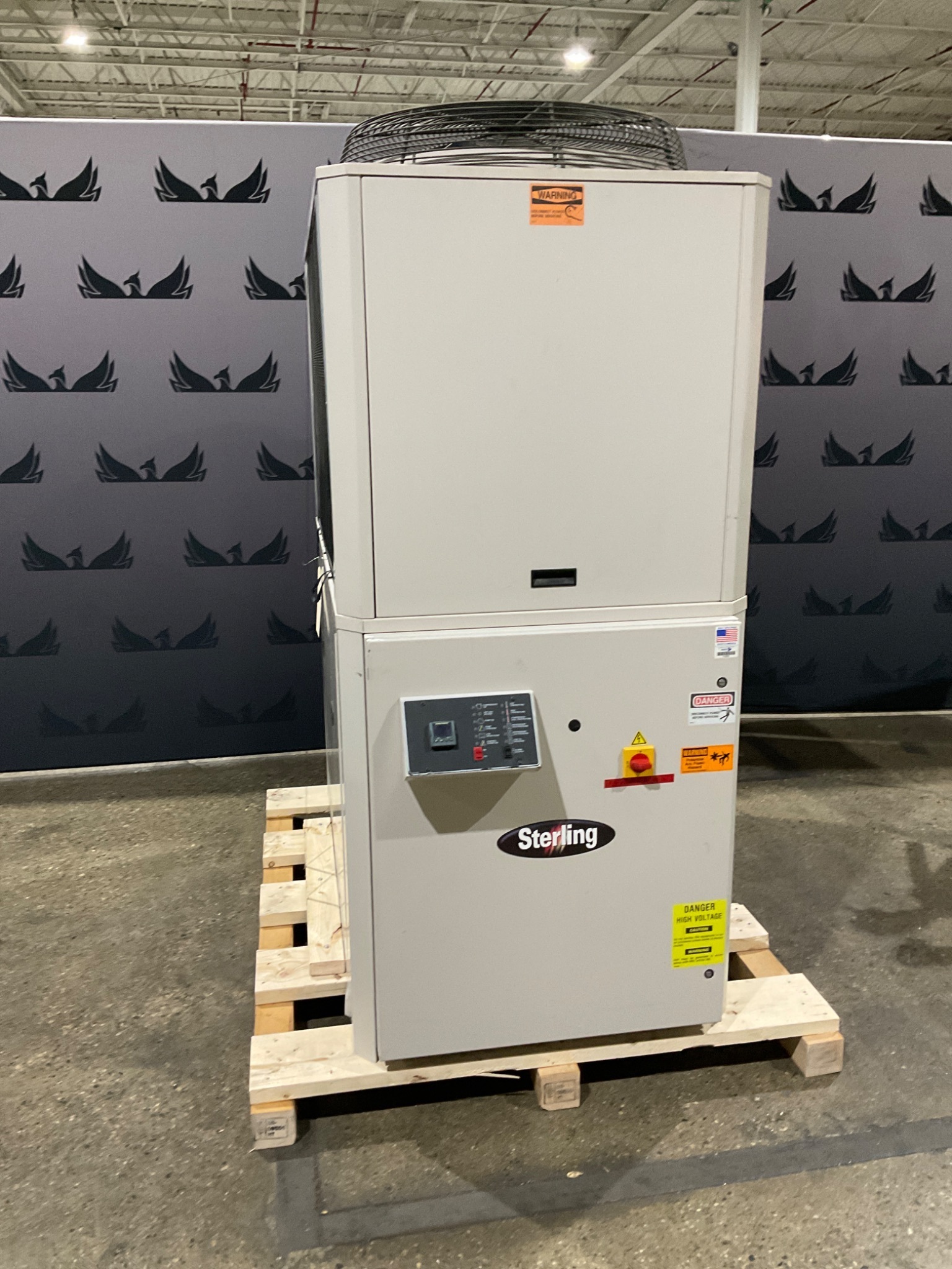 USED STERLING SMCA15 AIR-COOLED INDUSTRIAL PROCESS CHILLER 8