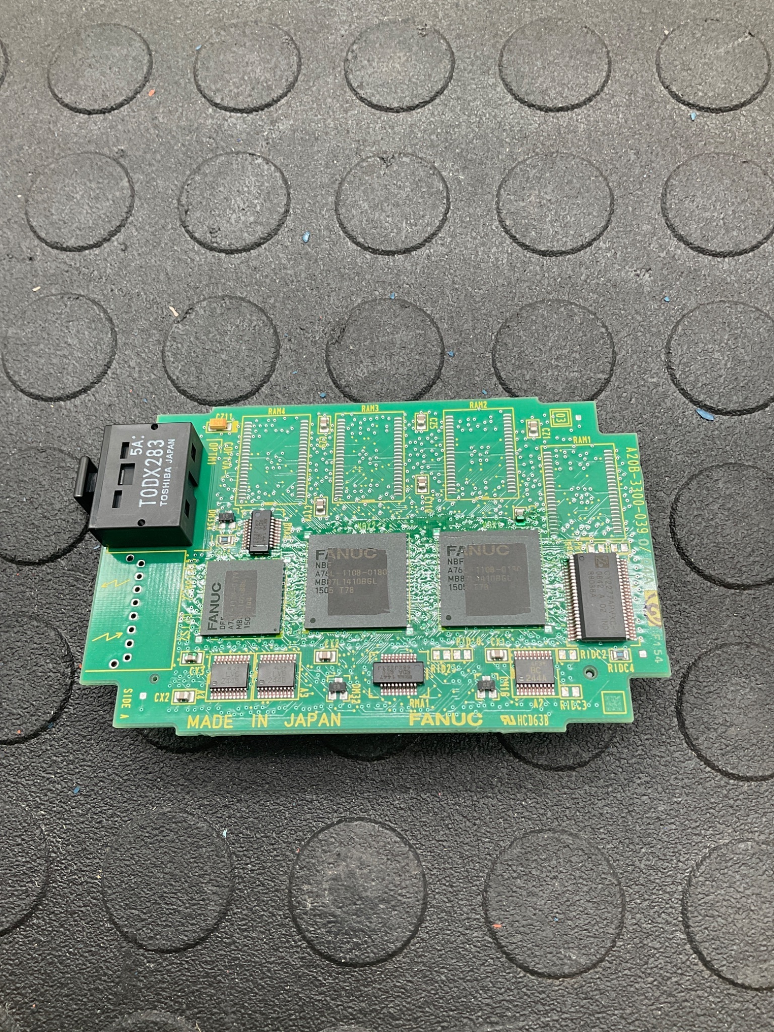 FANUC A20B‑3300‑0390 8‑Axis Servo Control PCB Module USED 0