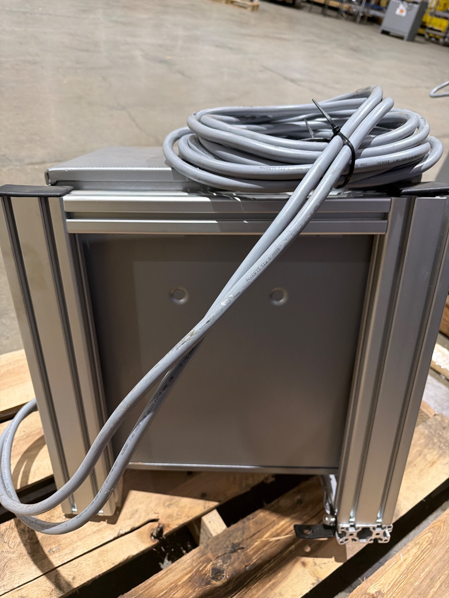 DONGAN 76‑0209SH 9 KVA Transformer 480V - 240V USED 4