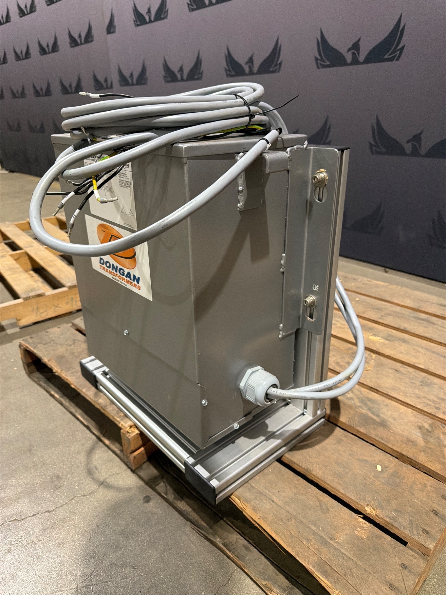 DONGAN 76‑0209SH 9 KVA Transformer 480V - 240V USED 1
