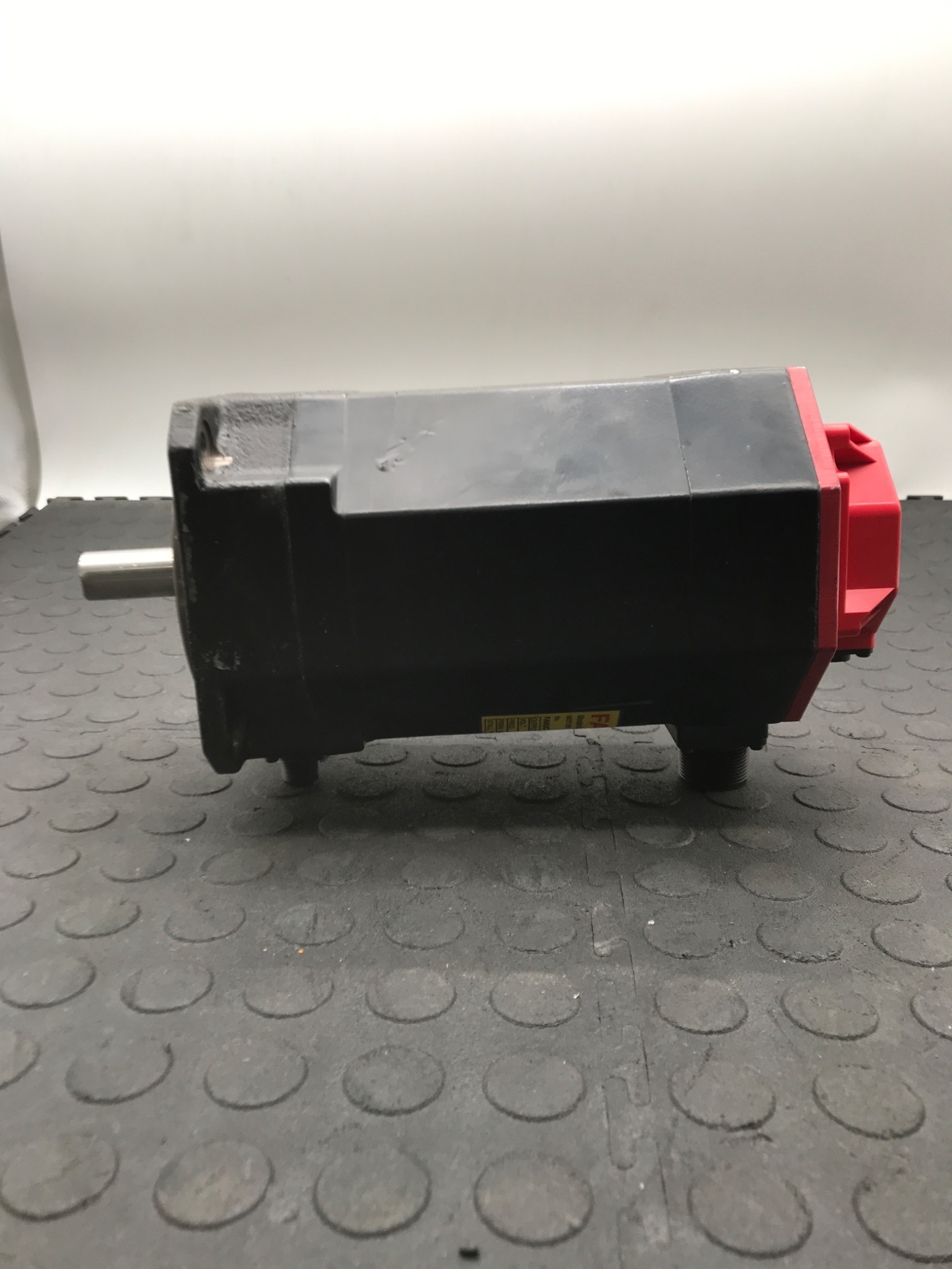 FANUC A06B‑0227‑B705‑R Alpha 8/3000I AC Servo Motor USED 4