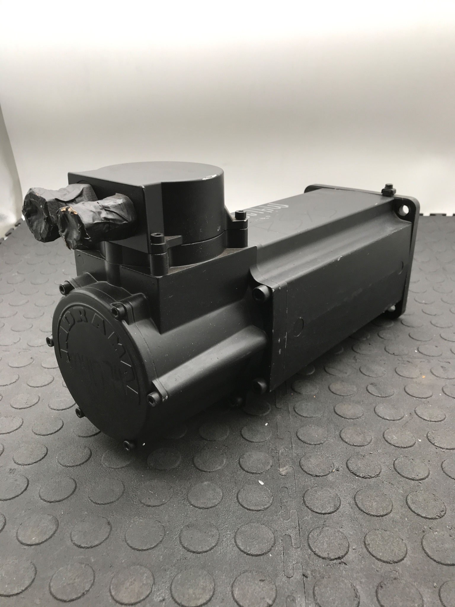 REXROTH MKE098B‑047‑KP1‑BUNN 3‑Phase Servo Motor R91129202 NEW NO BOX 4