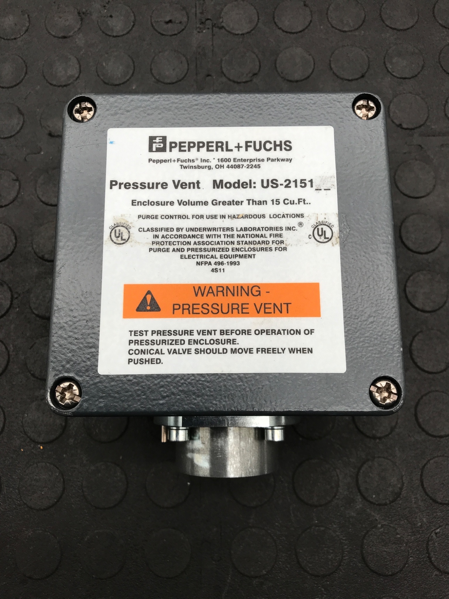 PEPPERL+FUCHS US-2151 Pressure Vent USED 0