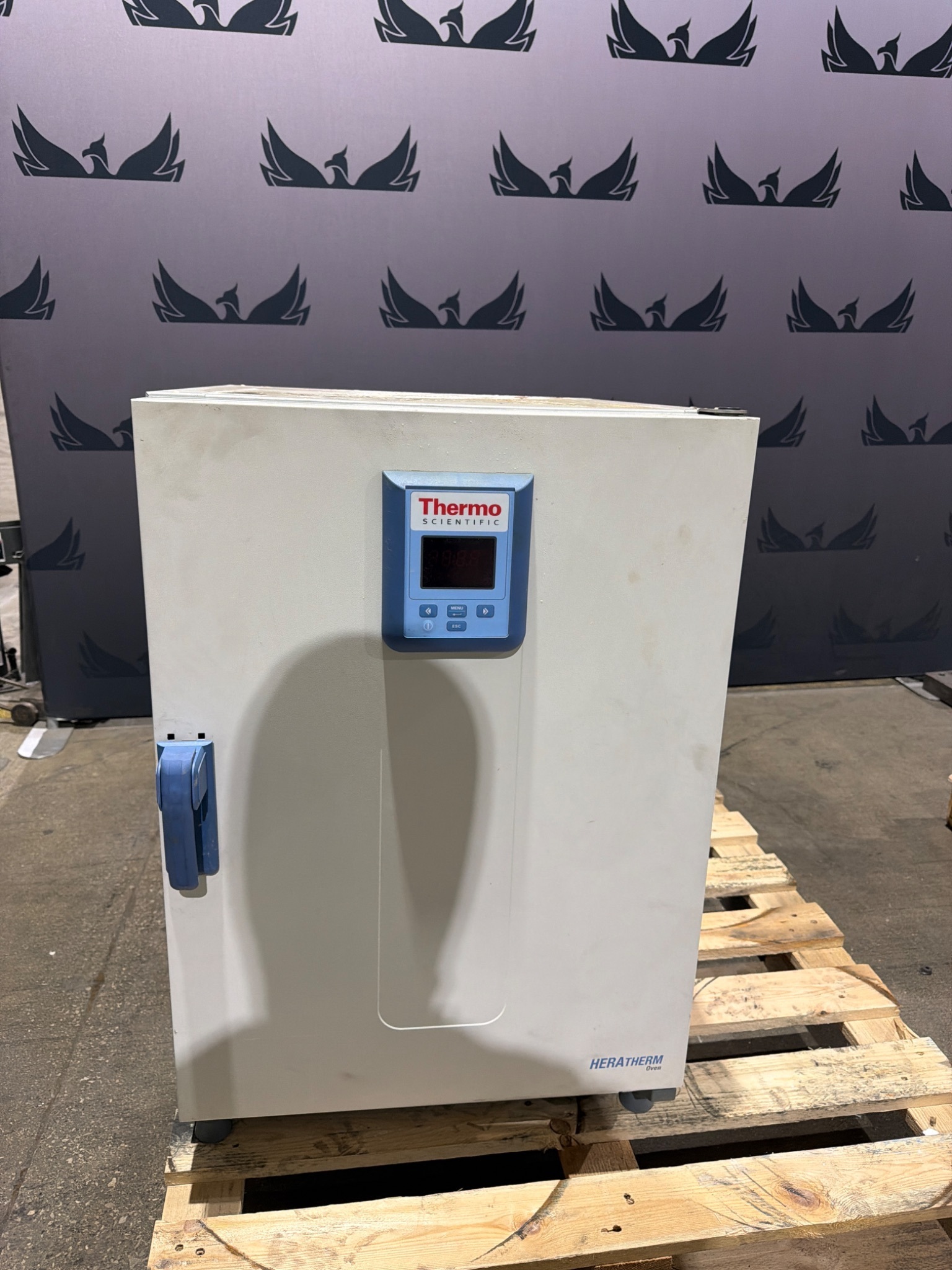 THERMO SCIENTIFIC HERATHERM OMS180 Laboratory Oven USED 0