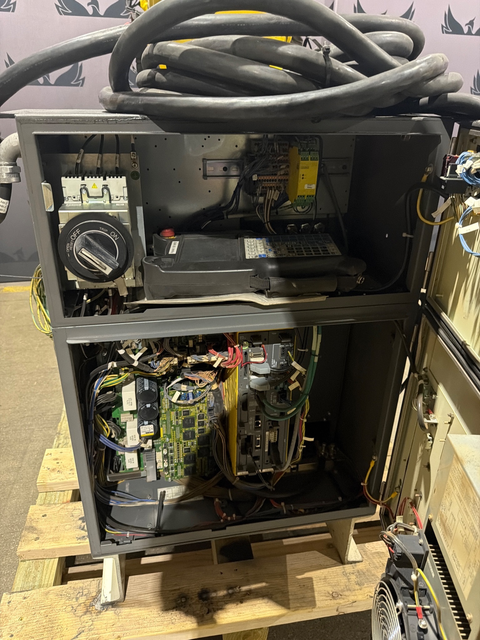 FANUC R-2000iB/210F Complete w/ R-30iB Controls USED 9