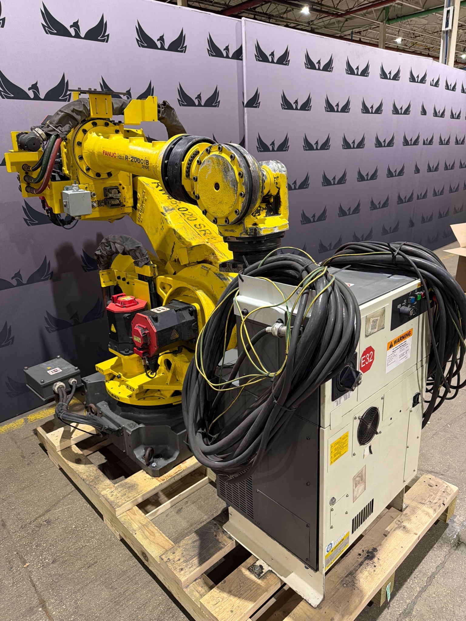 FANUC R-2000iB/210F Complete w/ R-30iB Controls USED 1
