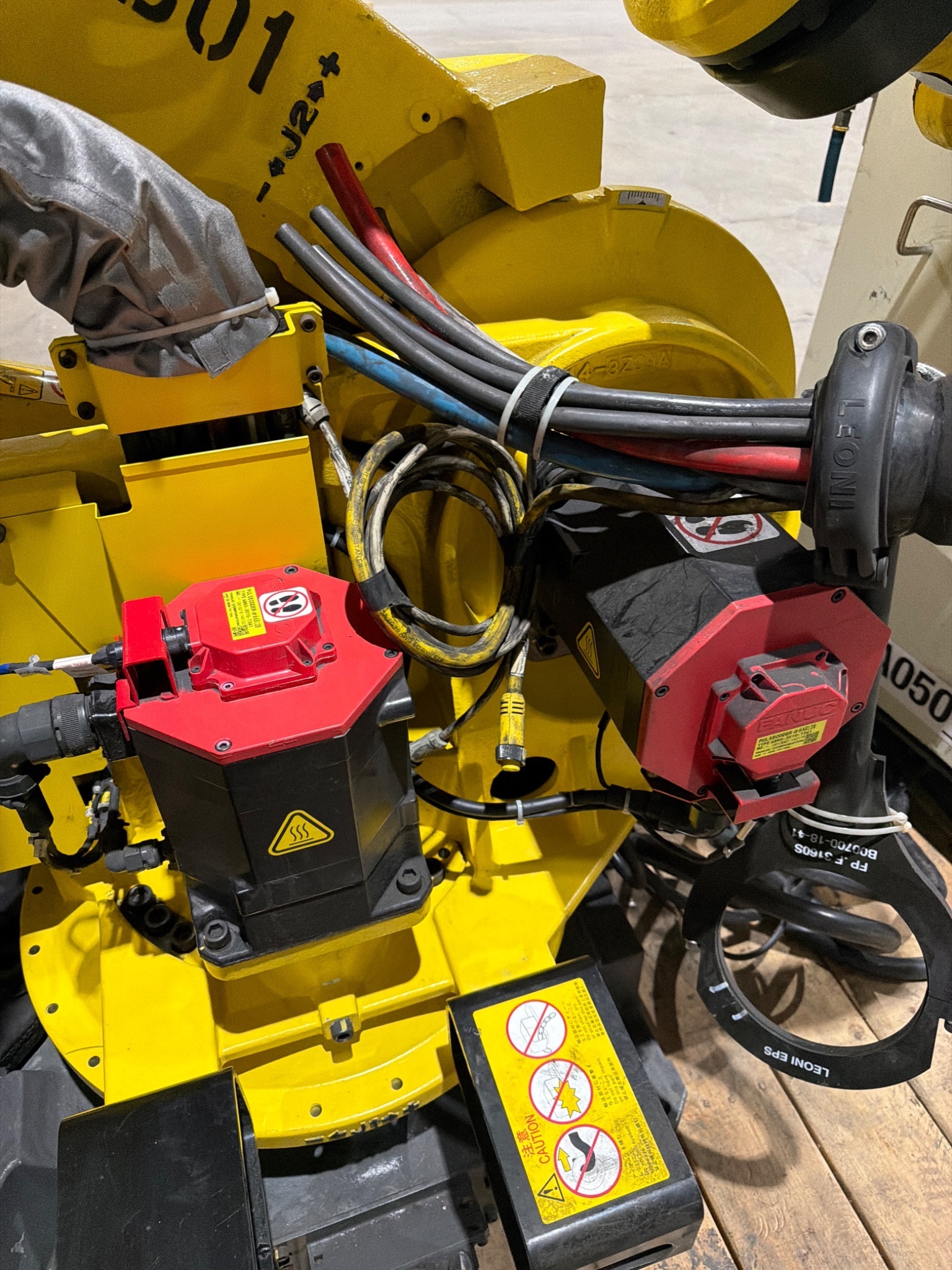 FANUC R‑2000iB/250F Robot w/ R‑30iA Controller & WTC Weld Controls USED 4