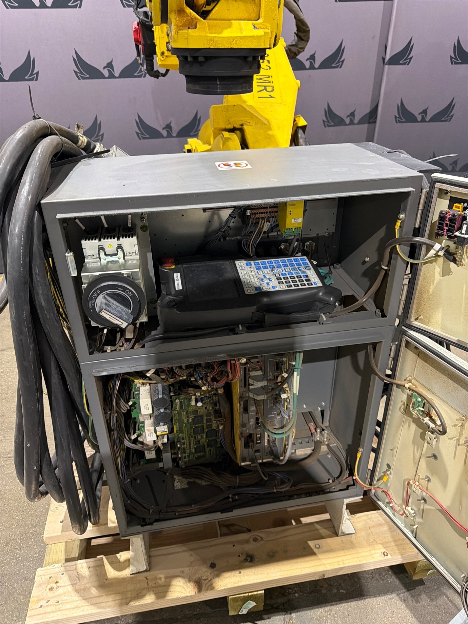 FANUC R-2000iB/210F Complete w/ R-30iB Controls USED 8