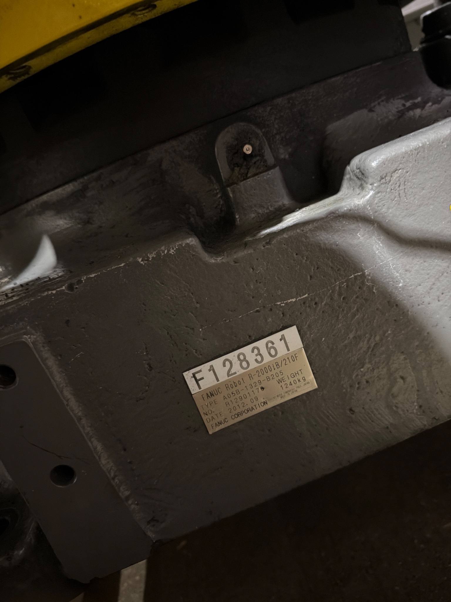 FANUC R-2000iB/210F Complete w/ R-30iB Controls USED 6