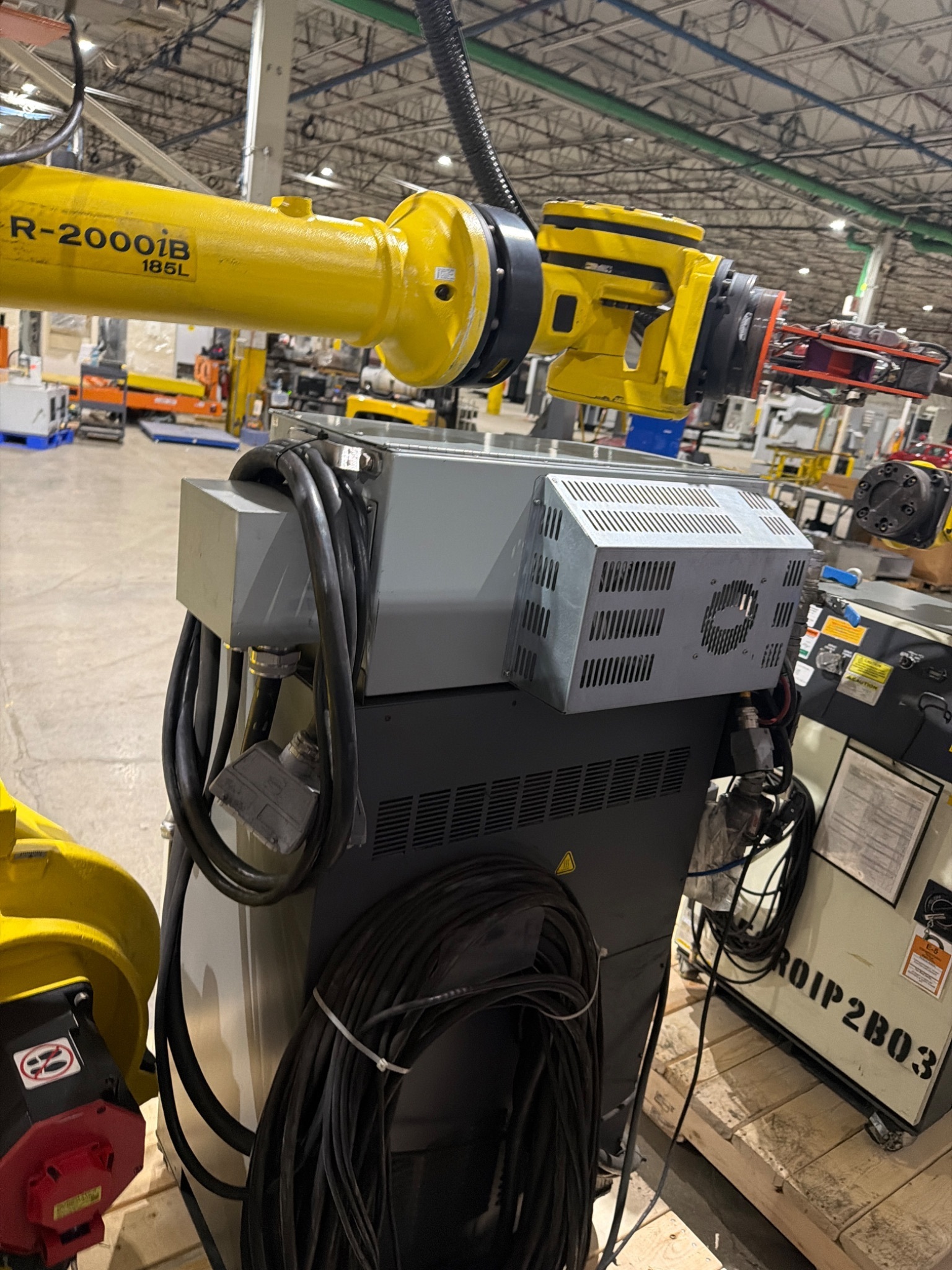 FANUC R‑2000iB/185L Robot w/ R‑30iA & WTC Weld Controller; USED 10