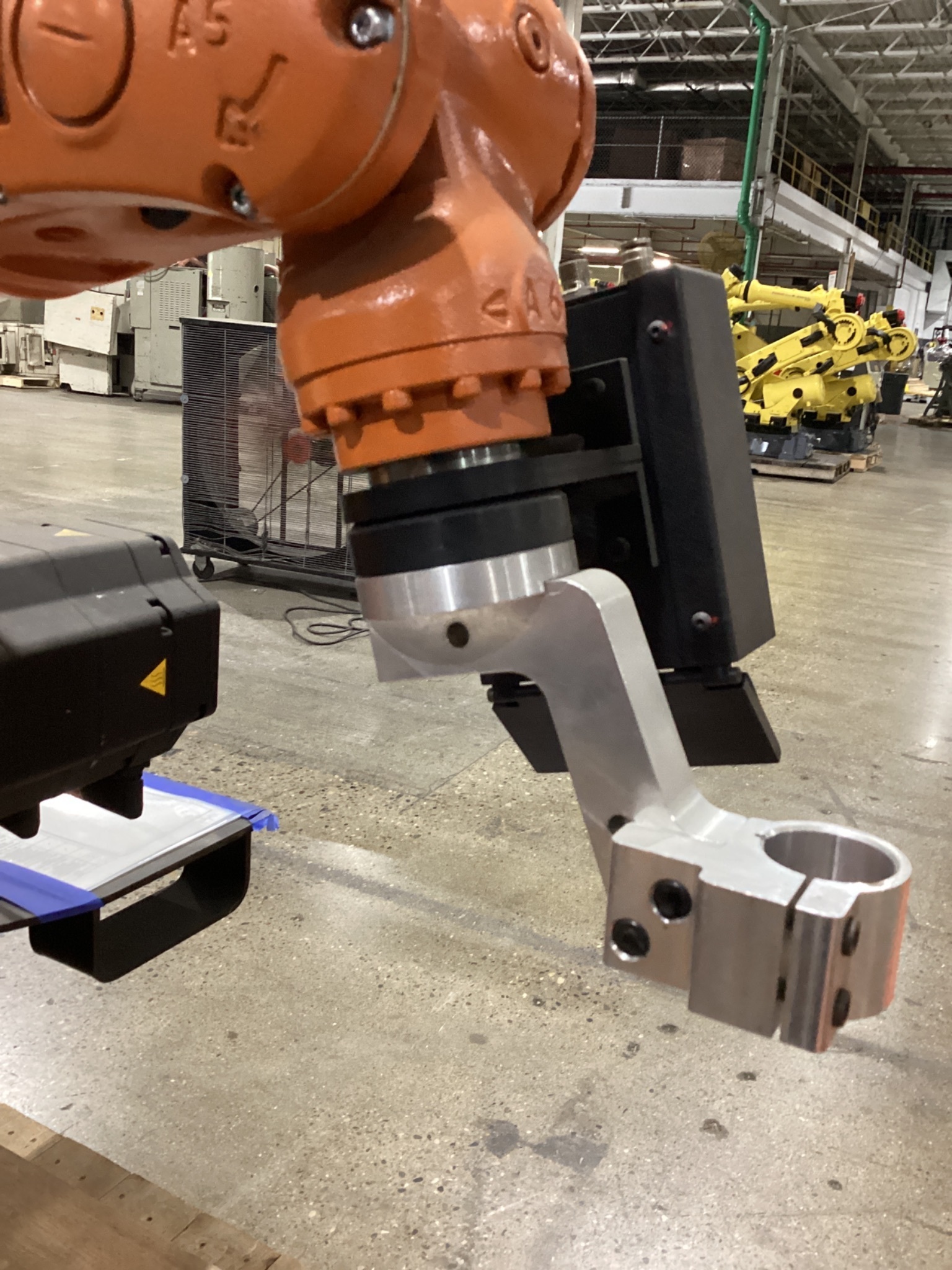 KUKA KR16 L6-2 w/ KR C4 Controls & TT3A Reamer NEW 2