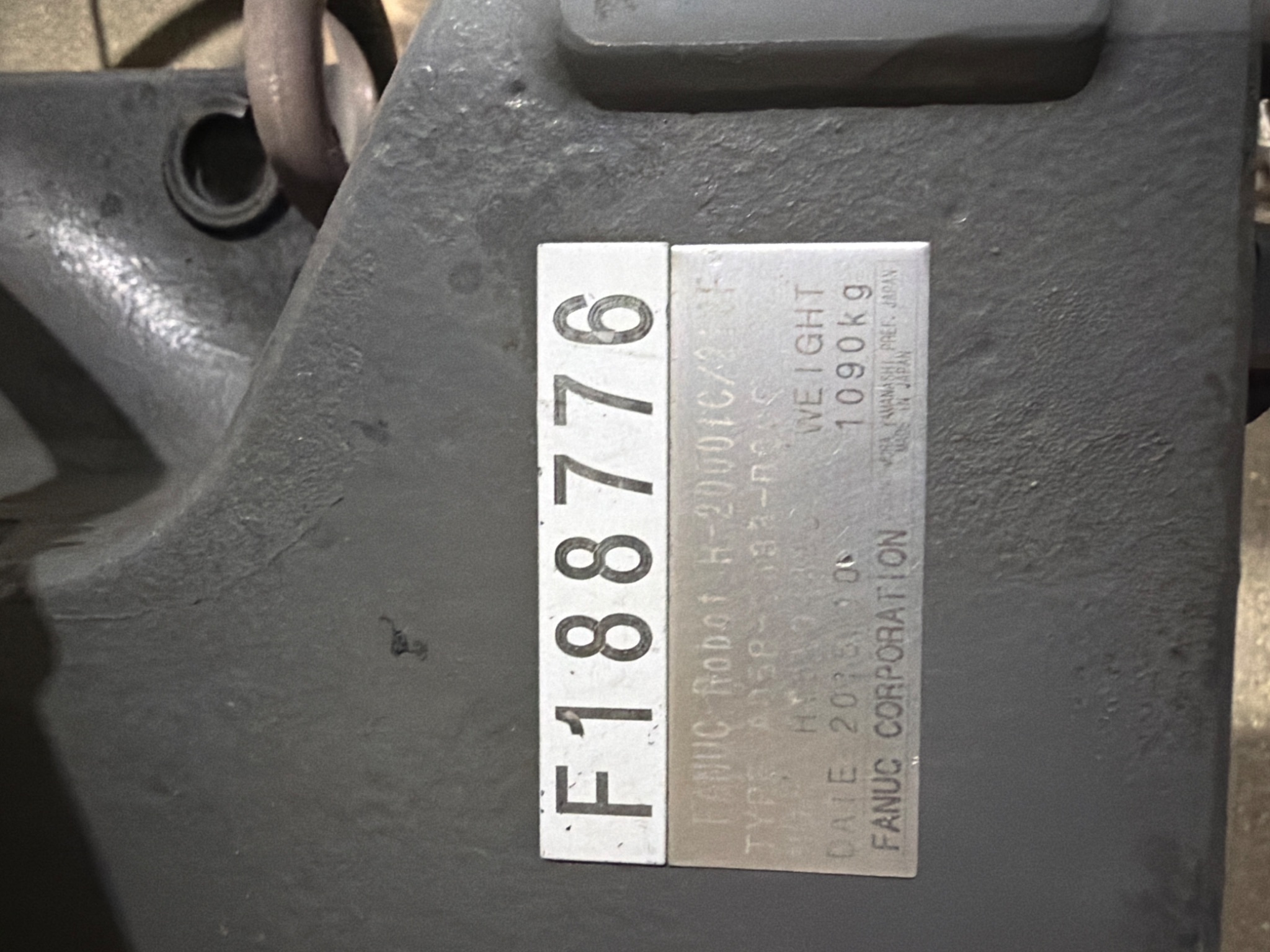 FANUC R‑2000iC/210F Robot Complete w/ R‑30iB Controls USED 10