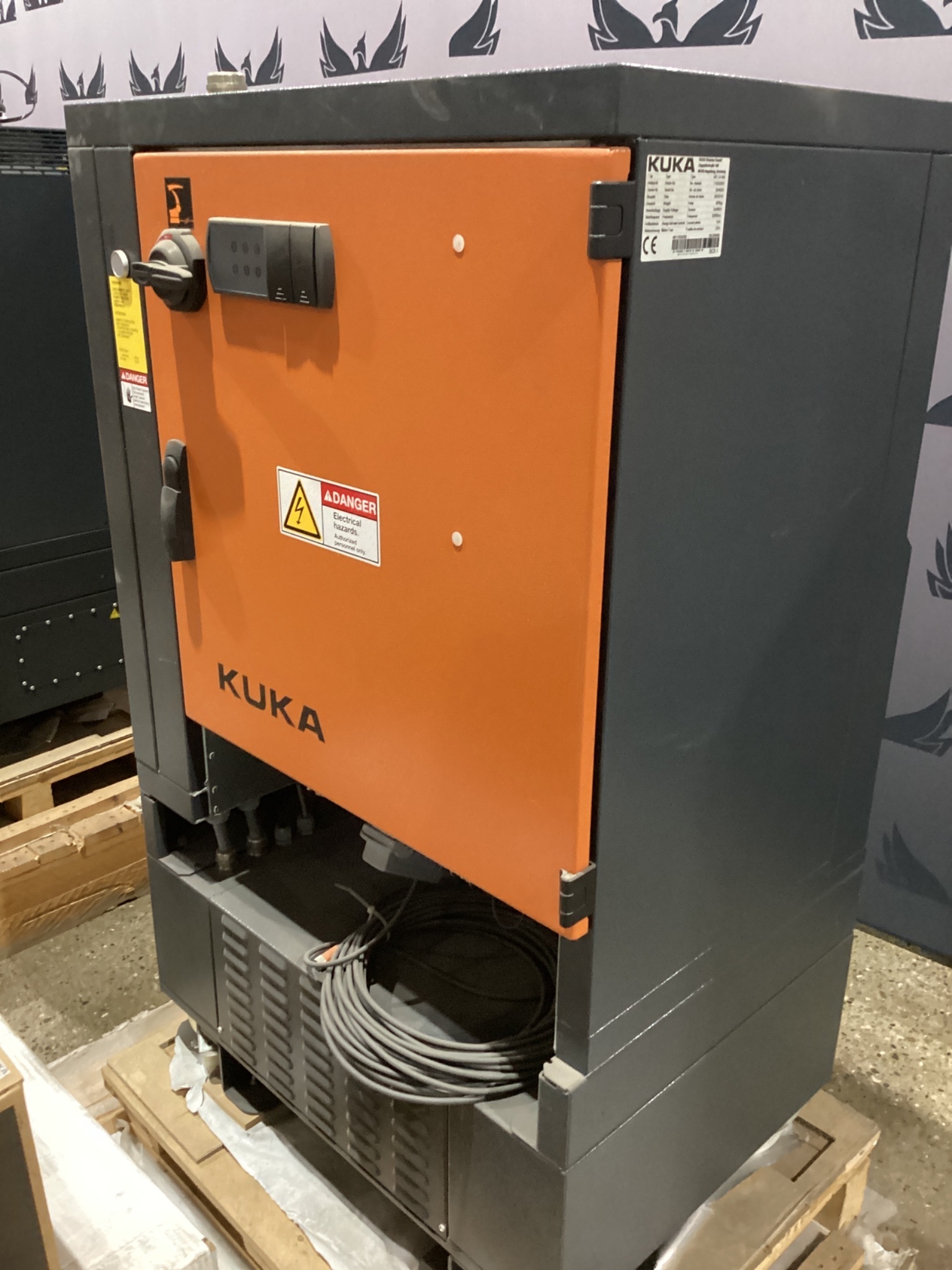 KUKA KR16 L6-2 w/ KR C4 Controls & TT3A Reamer NEW 5