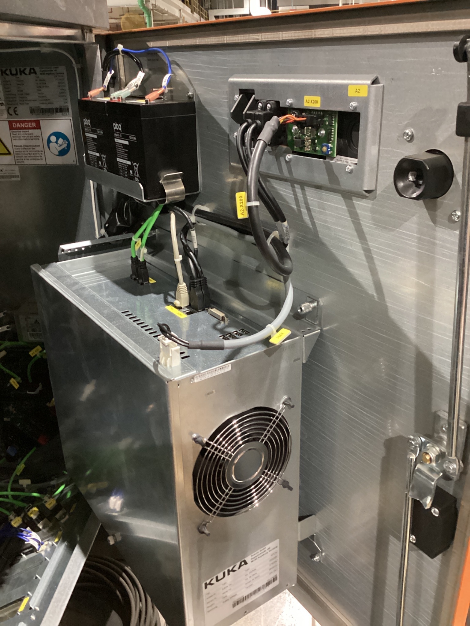 KUKA KR16 L6-2 w/ KR C4 Controls & TT3A Reamer NEW 7
